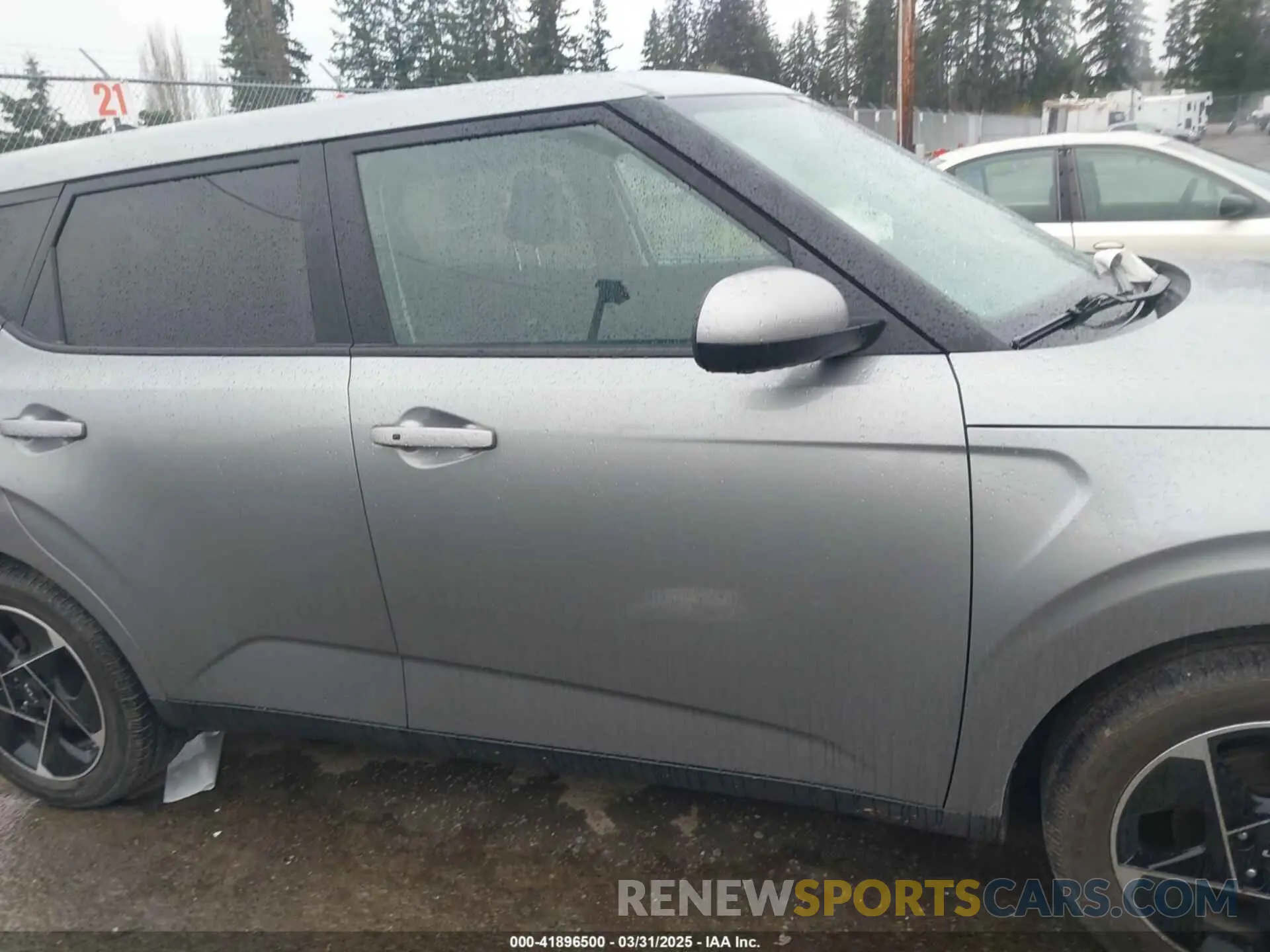 13 Фотография поврежденного автомобиля KNDJ33AU8P7896113 KIA SOUL 2023