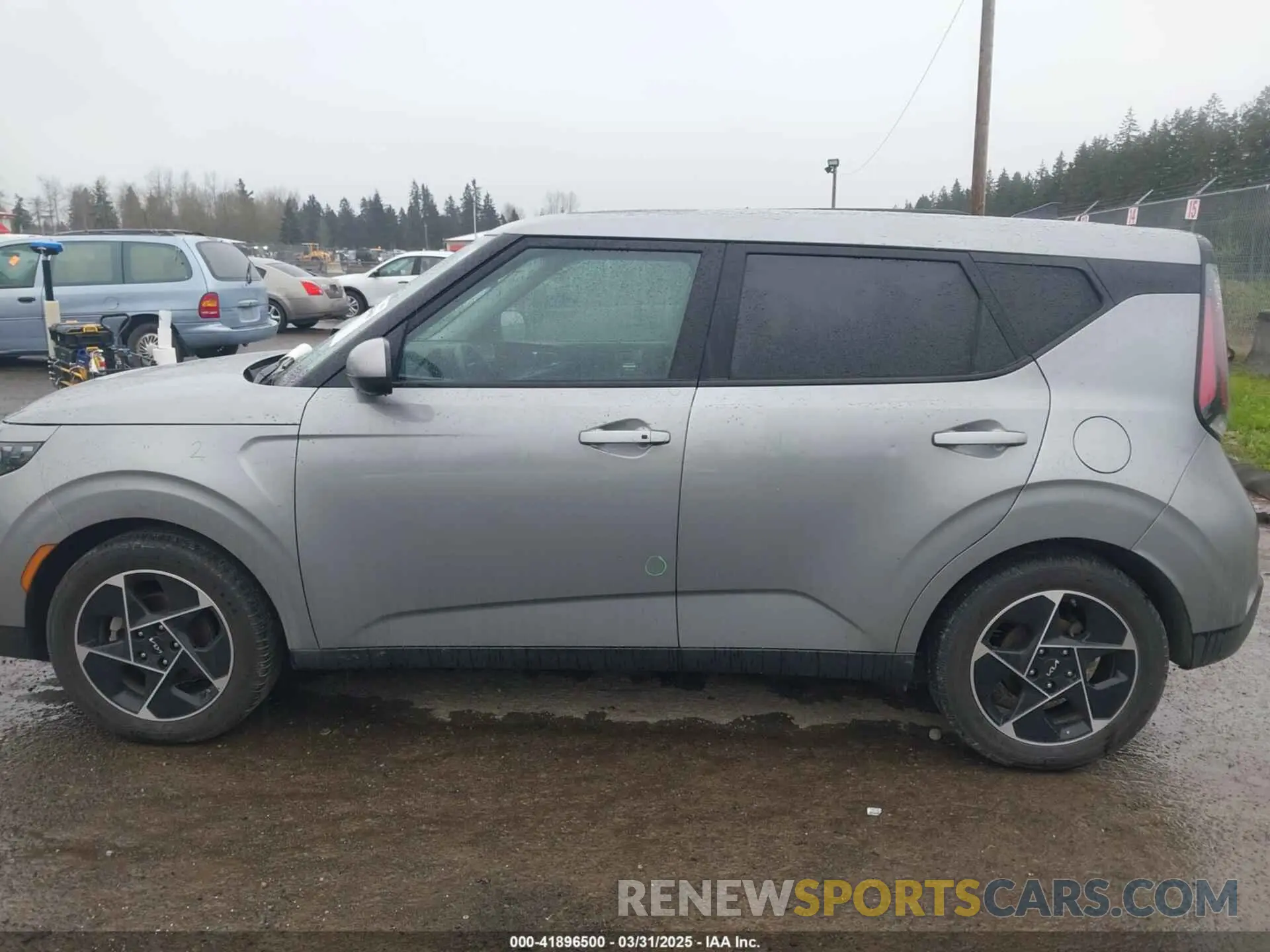 14 Фотография поврежденного автомобиля KNDJ33AU8P7896113 KIA SOUL 2023