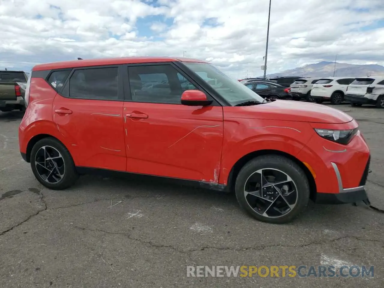 4 Photograph of a damaged car KNDJ33AUXP7198151 KIA SOUL 2023