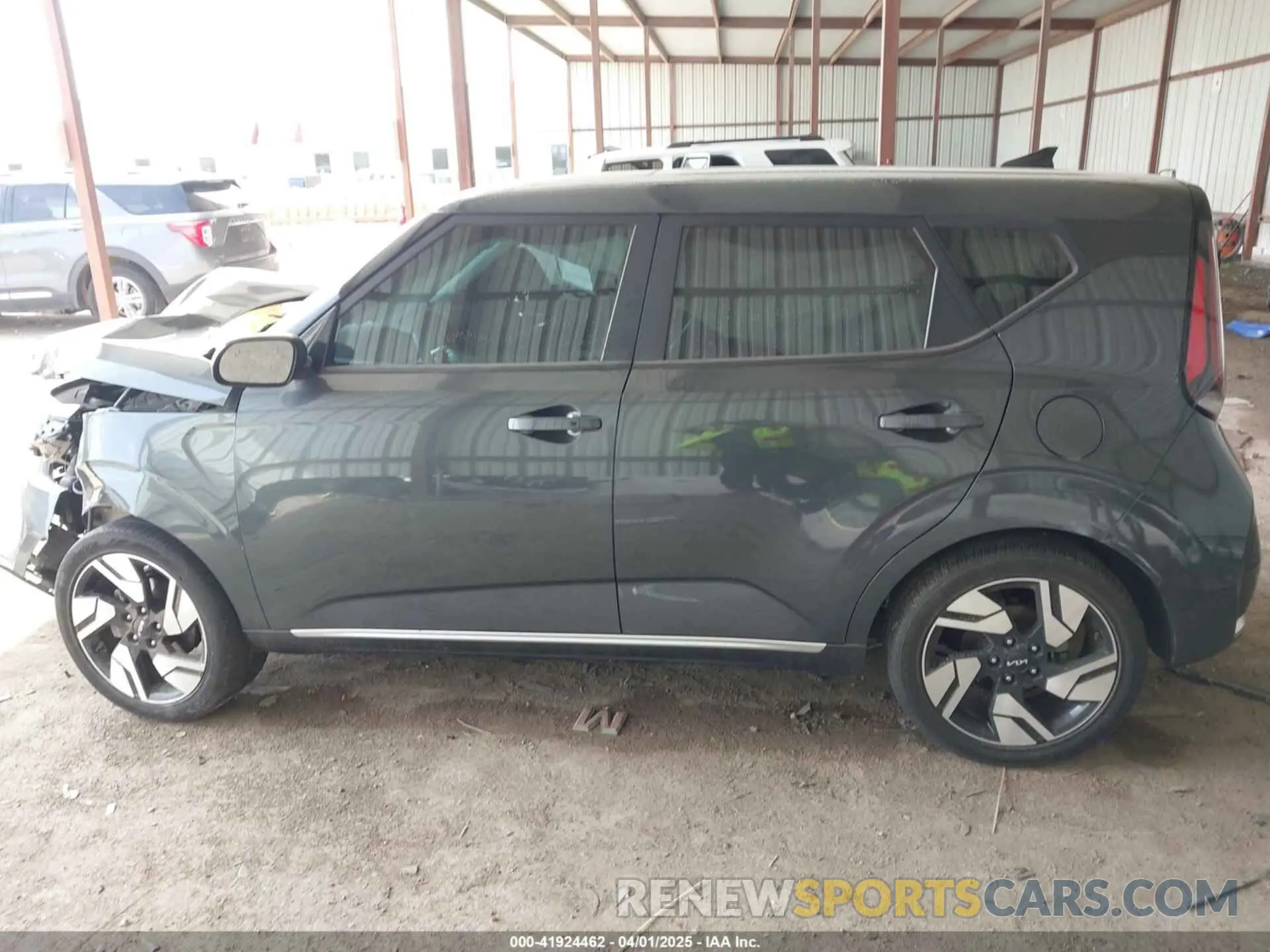 13 Photograph of a damaged car KNDJ53AU0P7192742 KIA SOUL 2023