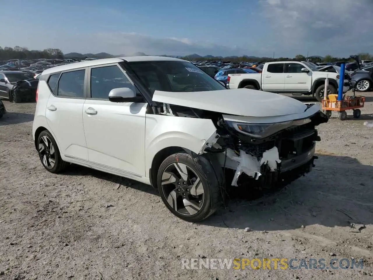 4 Фотография поврежденного автомобиля KNDJ53AU4P7840115 KIA SOUL 2023