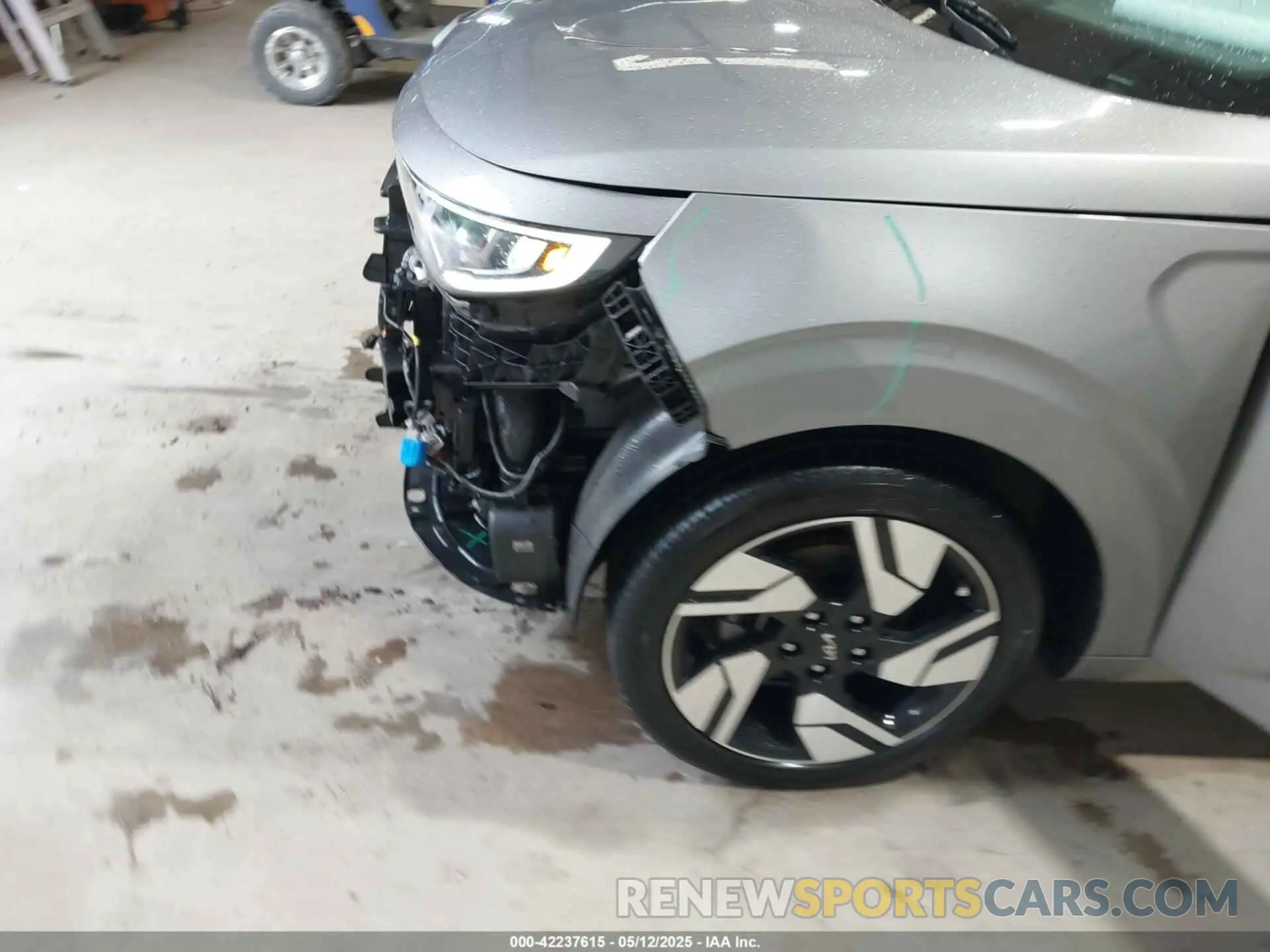 6 Photograph of a damaged car KNDJ53AU6P7864772 KIA SOUL 2023