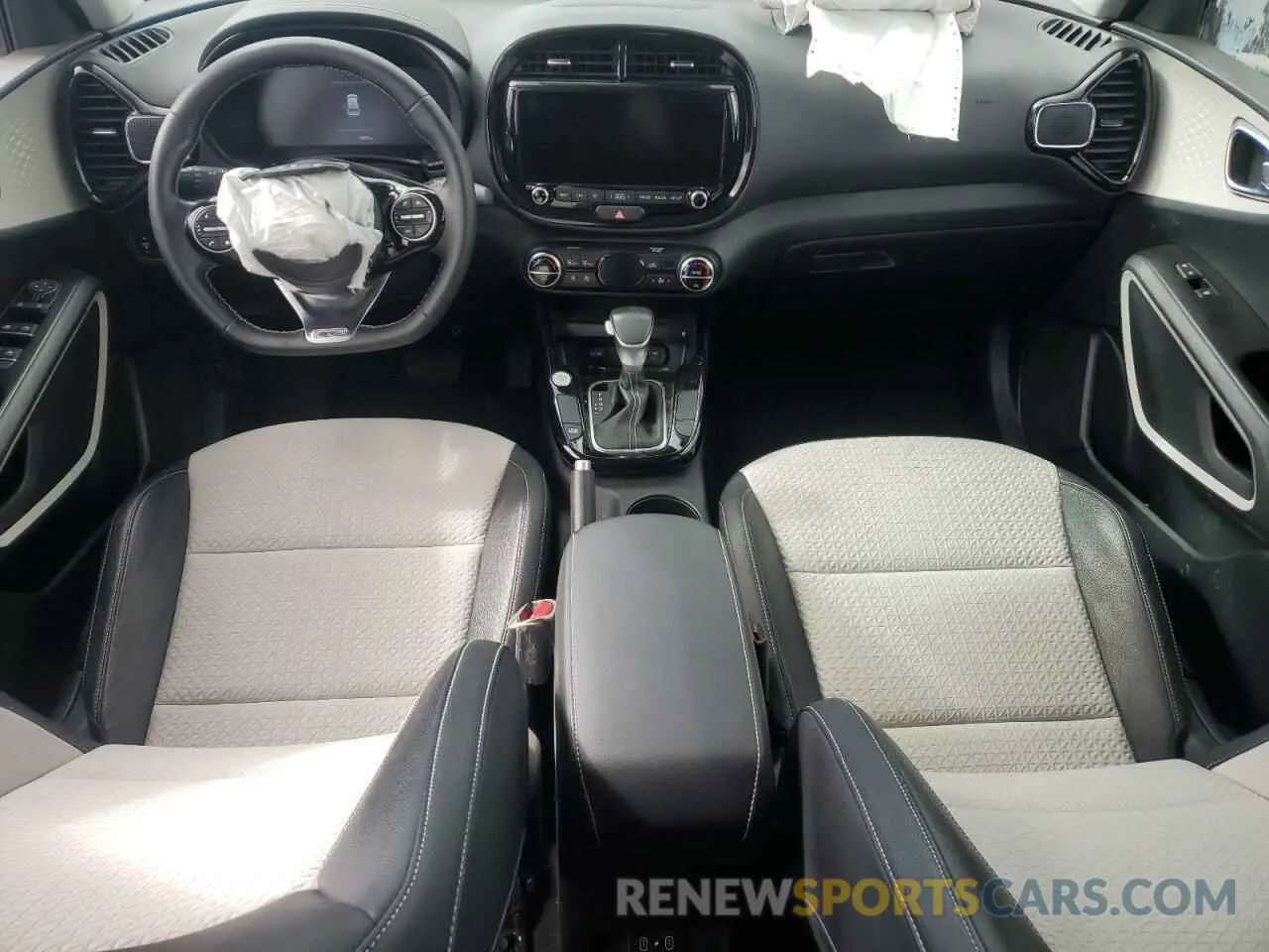 8 Фотография поврежденного автомобиля KNDJ53AU7P7193094 KIA SOUL 2023