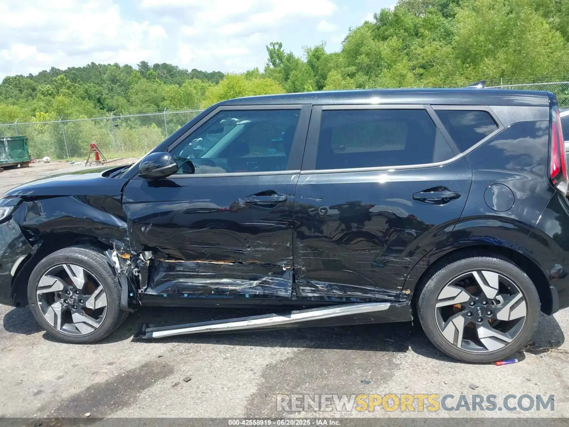 13 Photograph of a damaged car KNDJ53AUXP7872874 KIA SOUL 2023