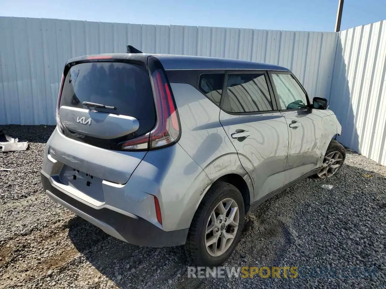 3 Фотография поврежденного автомобиля KNDJ23AU1R7240714 KIA SOUL 2024