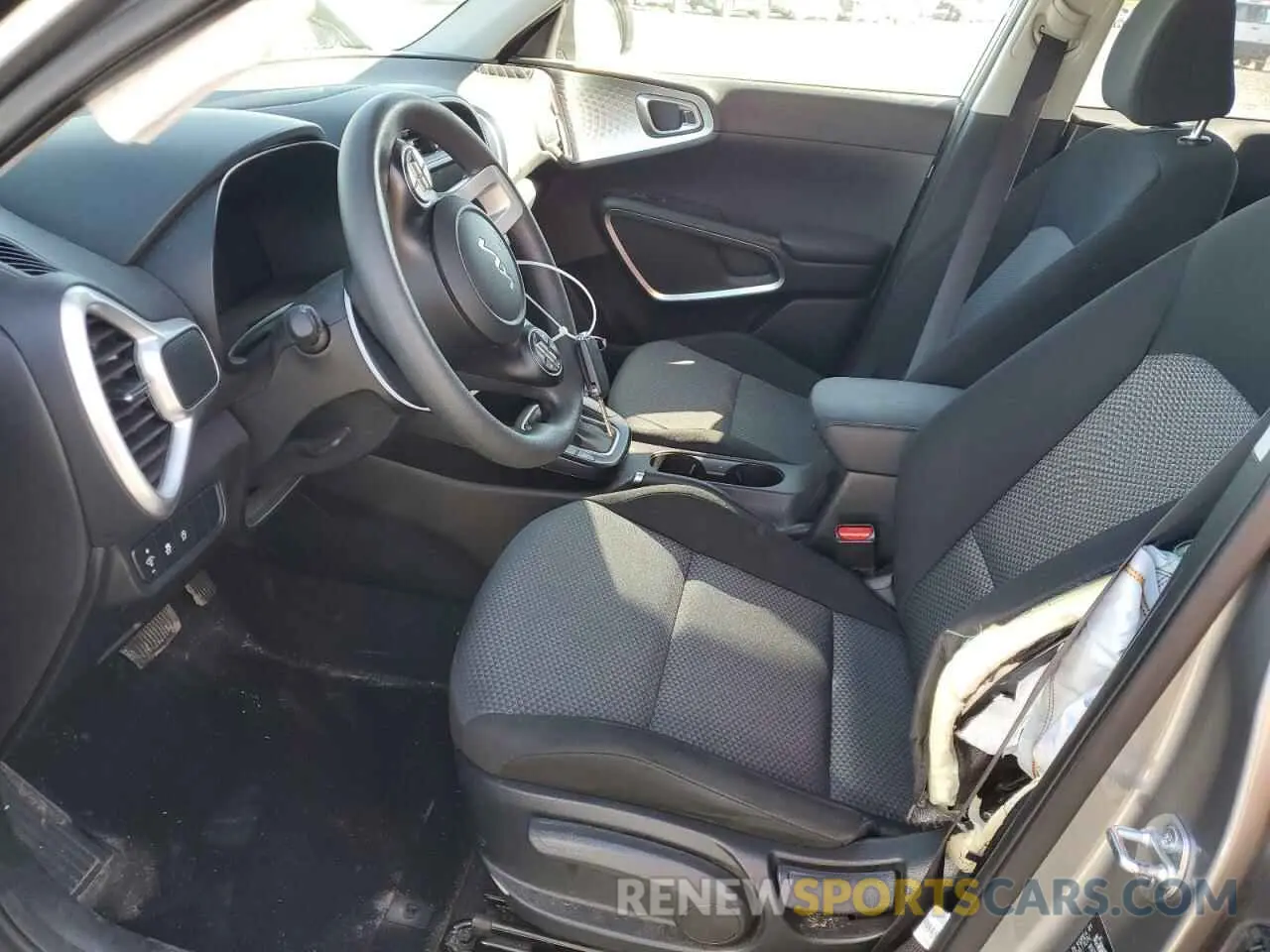 7 Фотография поврежденного автомобиля KNDJ23AU1R7240714 KIA SOUL 2024