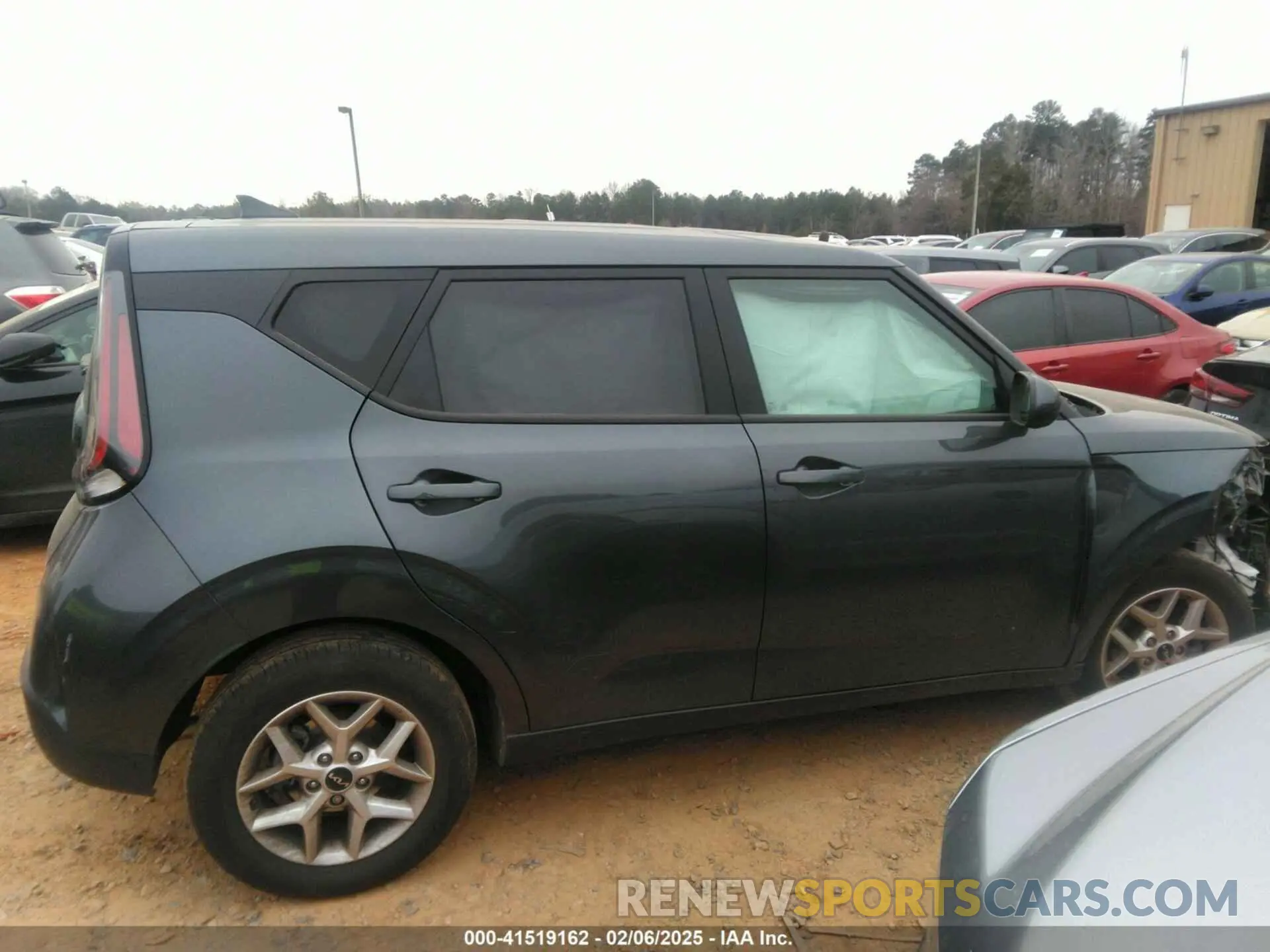 14 Photograph of a damaged car KNDJ23AU1R7916854 KIA SOUL 2024