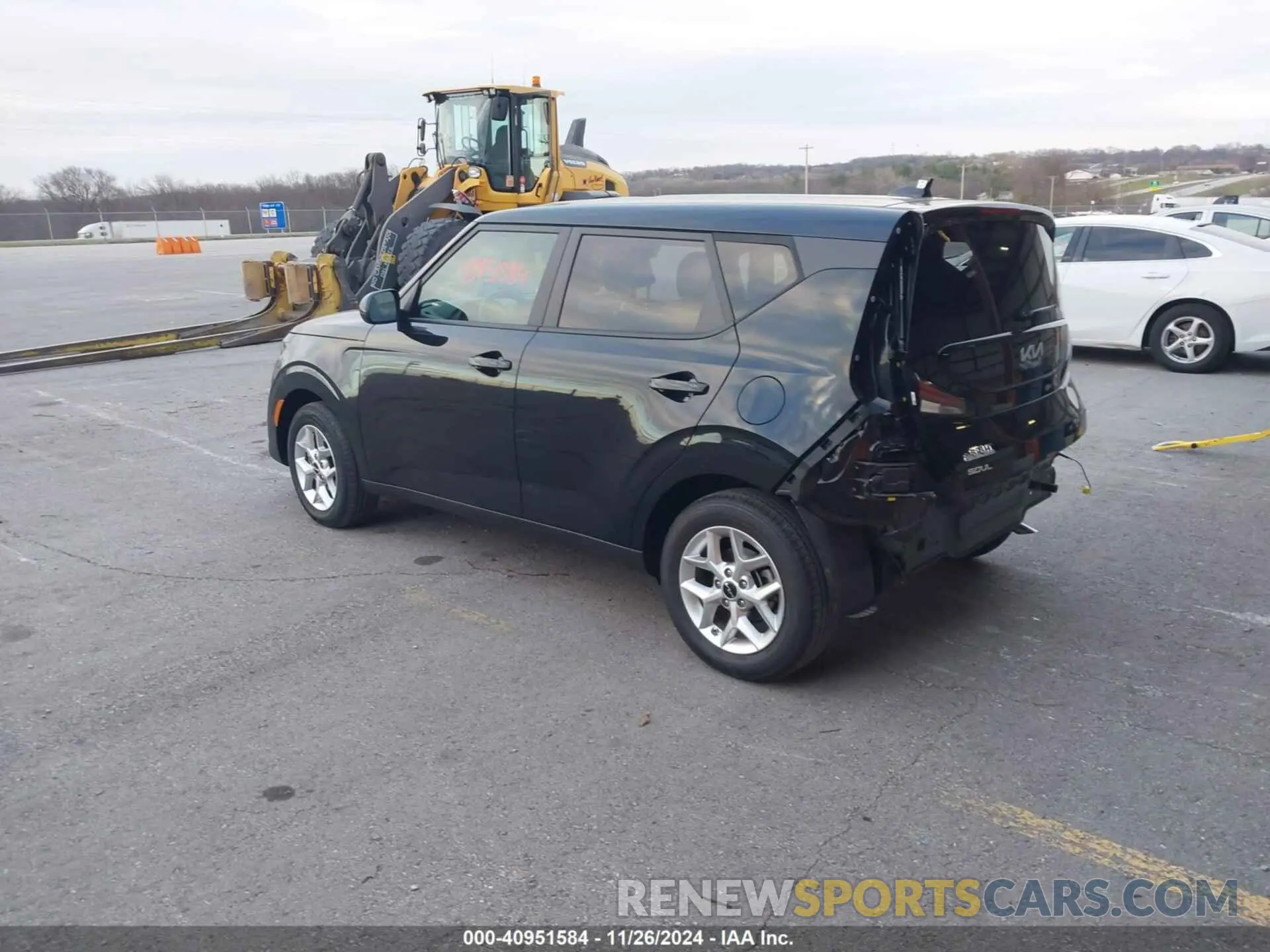 3 Фотография поврежденного автомобиля KNDJ23AU2R7227499 KIA SOUL 2024