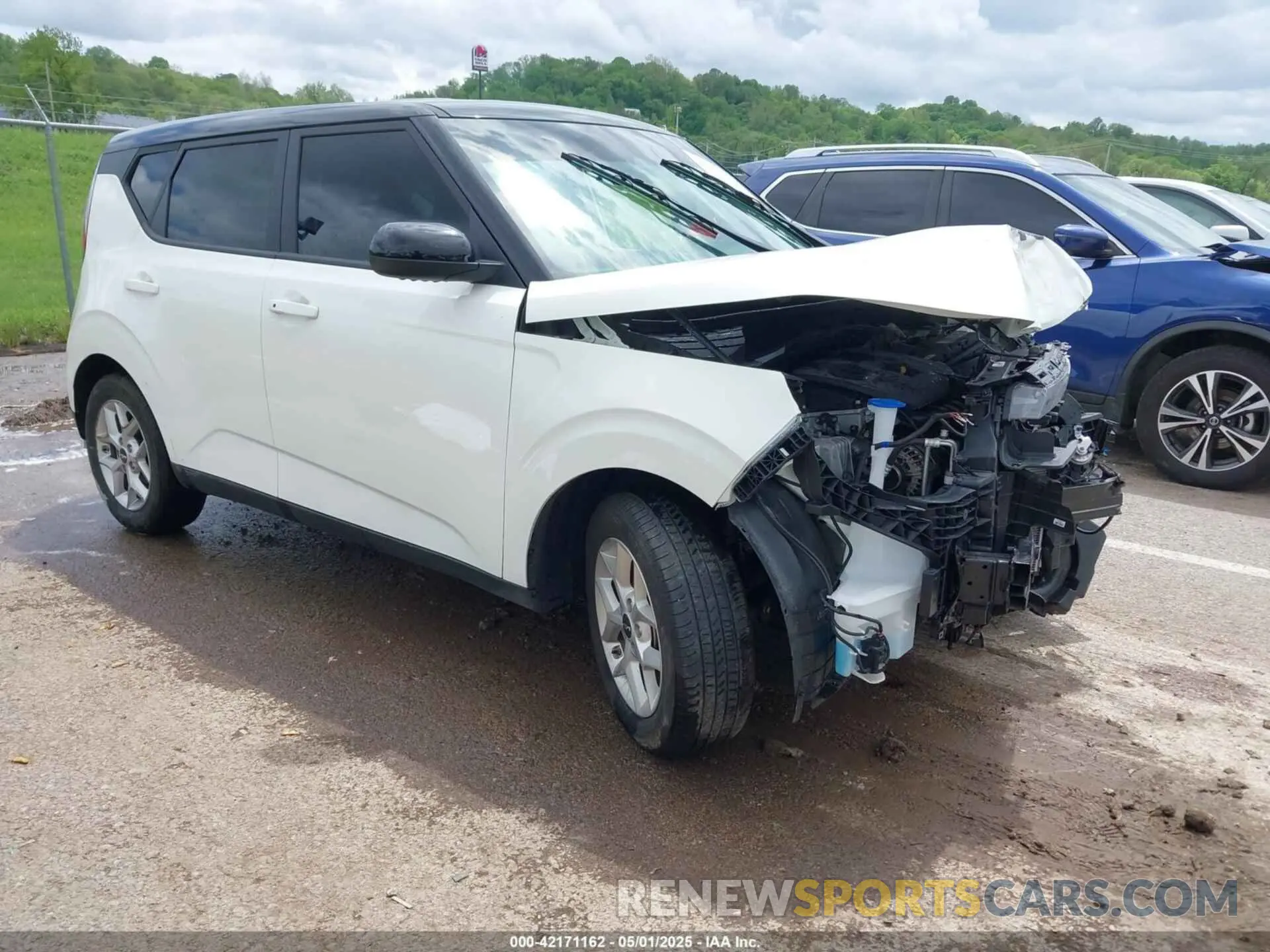 1 Photograph of a damaged car KNDJ23AU2R7229642 KIA SOUL 2024