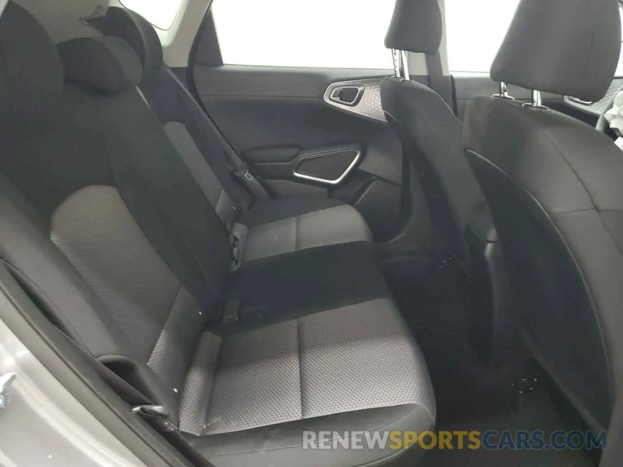 10 Фотография поврежденного автомобиля KNDJ23AU2R7241709 KIA SOUL 2024