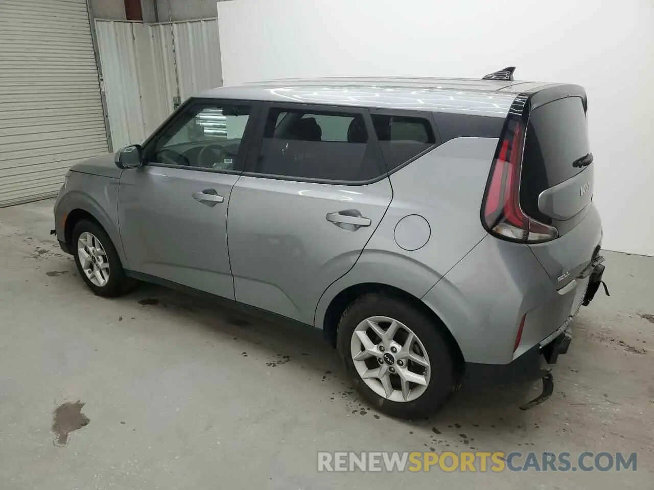 2 Фотография поврежденного автомобиля KNDJ23AU2R7241709 KIA SOUL 2024