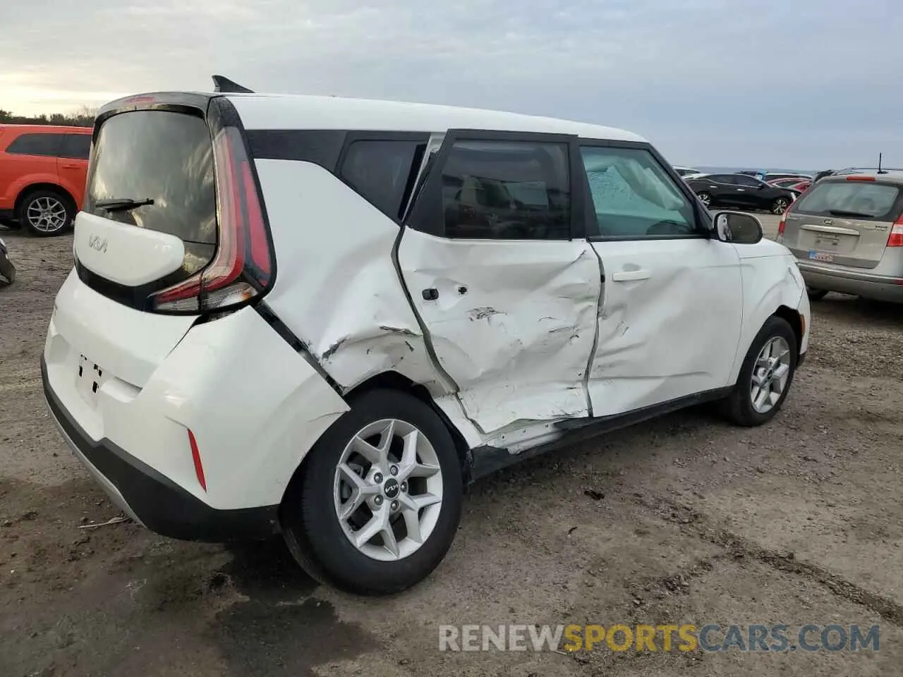 3 Фотография поврежденного автомобиля KNDJ23AU6R7230583 KIA SOUL 2024