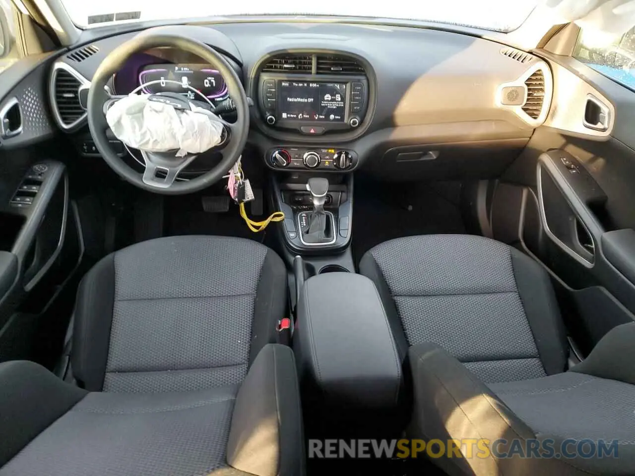 8 Фотография поврежденного автомобиля KNDJ23AU6R7230583 KIA SOUL 2024