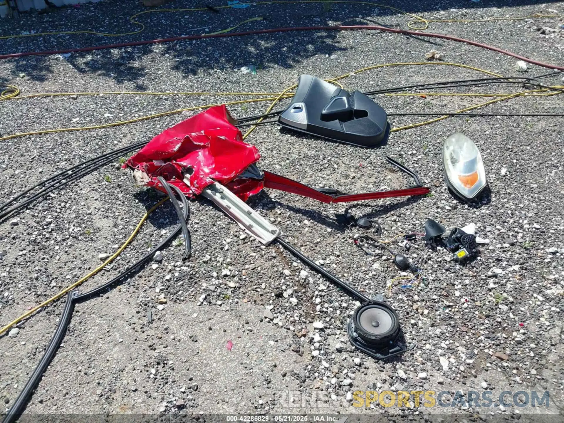 12 Photograph of a damaged car KNDJ23AU8R7233601 KIA SOUL 2024
