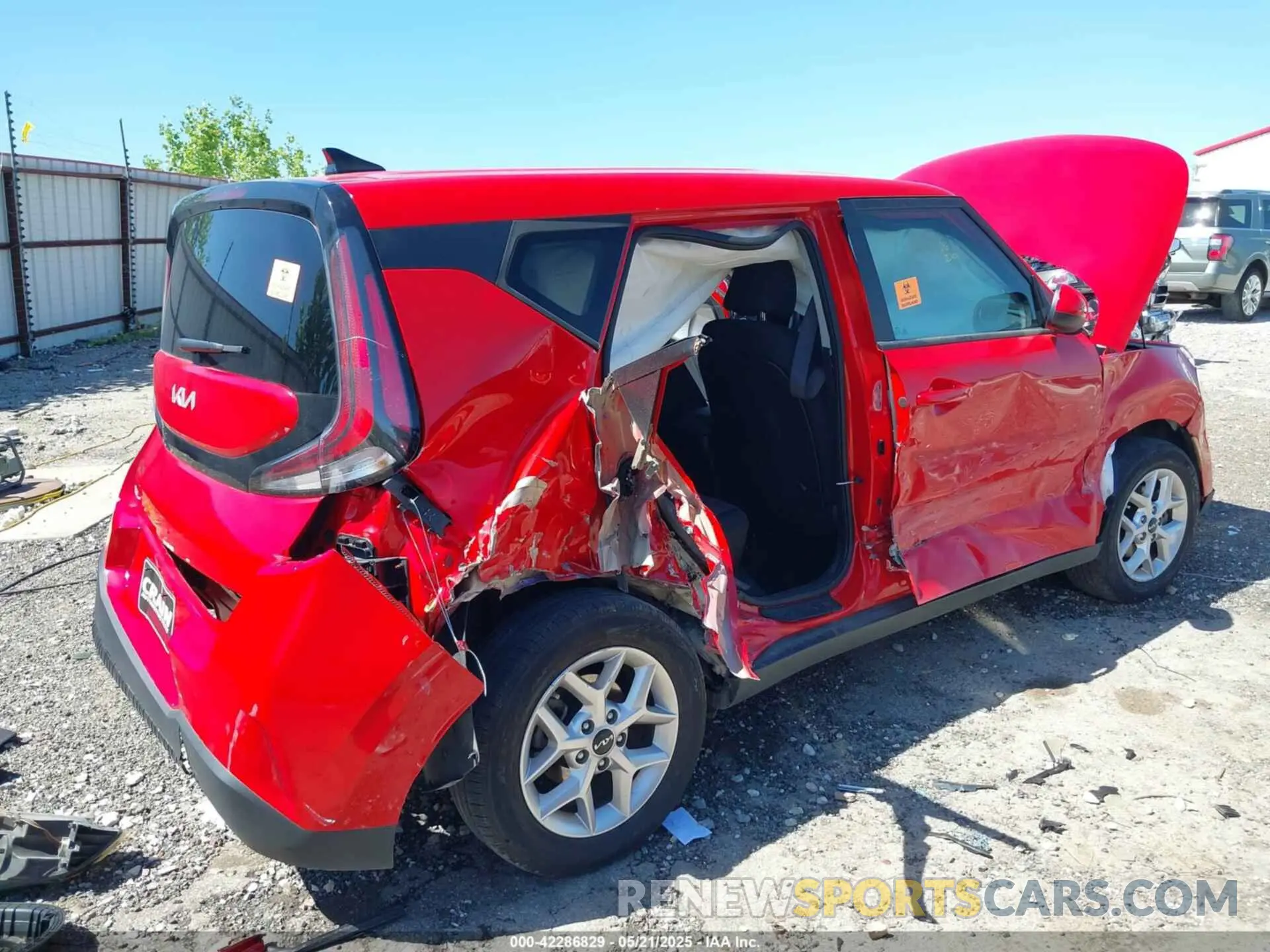 6 Photograph of a damaged car KNDJ23AU8R7233601 KIA SOUL 2024