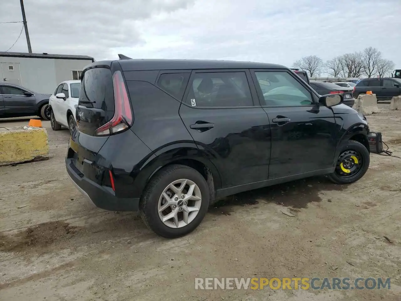 3 Фотография поврежденного автомобиля KNDJ23AUXR7239321 KIA SOUL 2024
