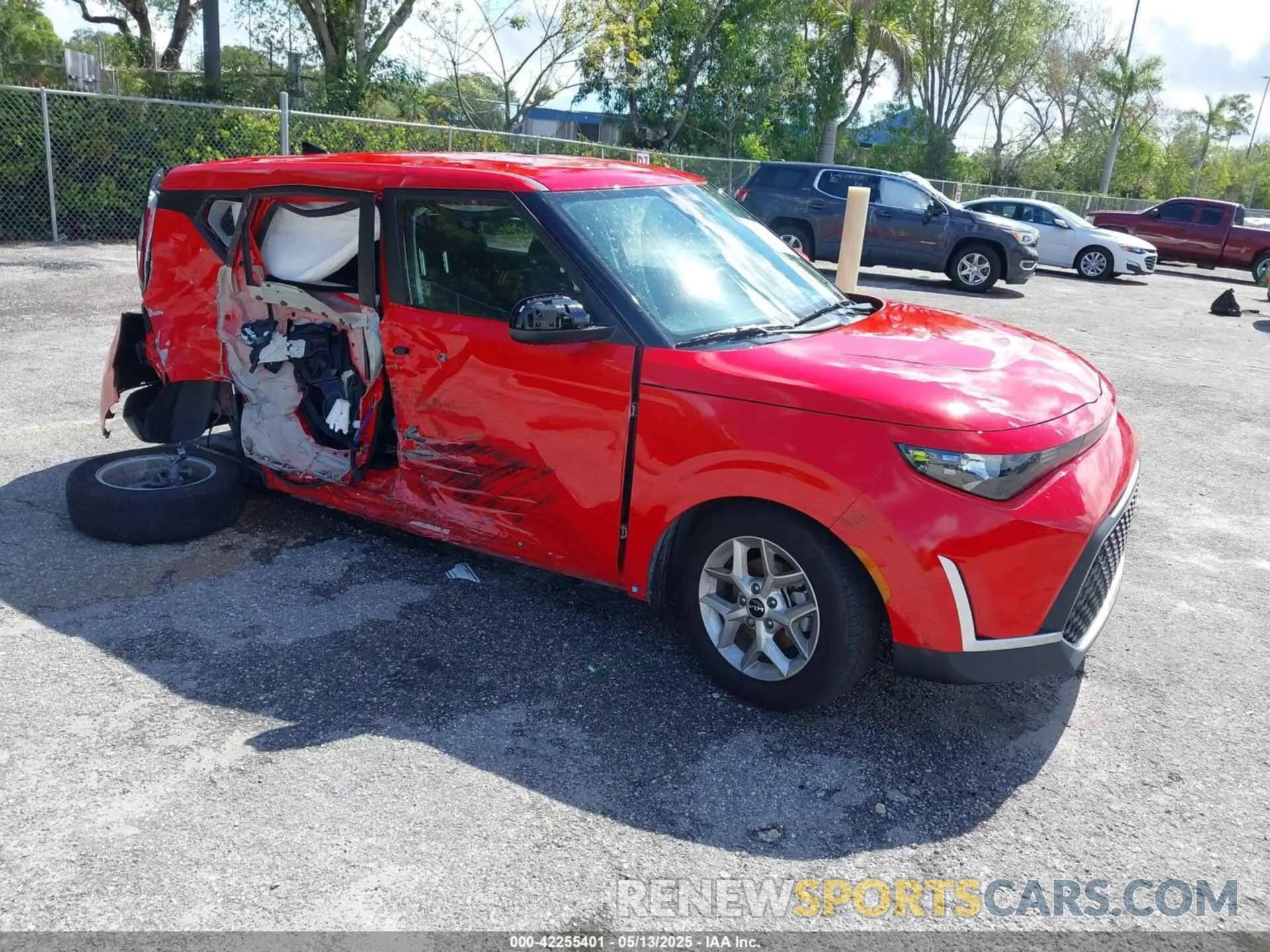 1 Photograph of a damaged car KNDJ23AU0S7245537 KIA SOUL 2025