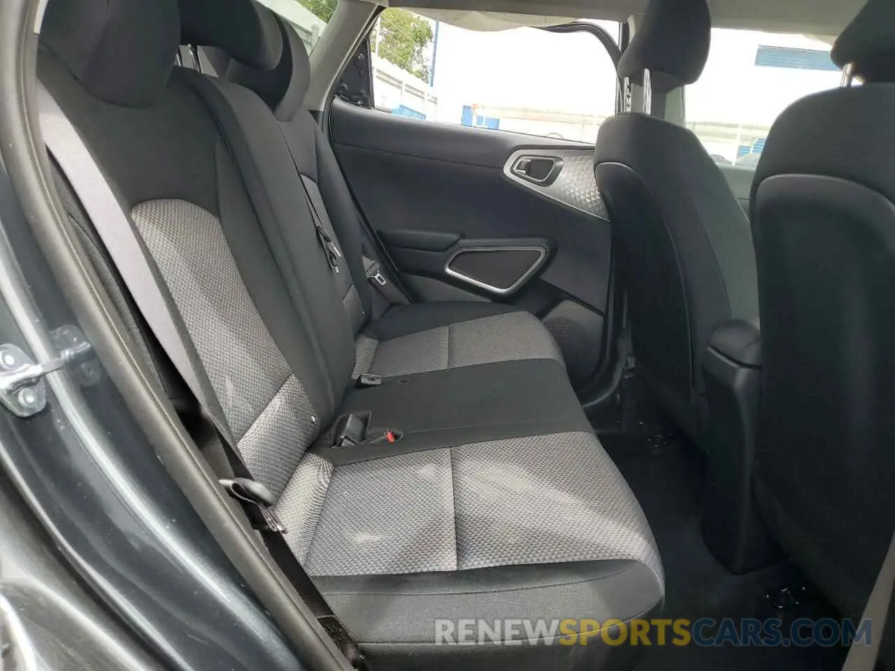 10 Фотография поврежденного автомобиля KNDJ23AU7S7260777 KIA SOUL 2025