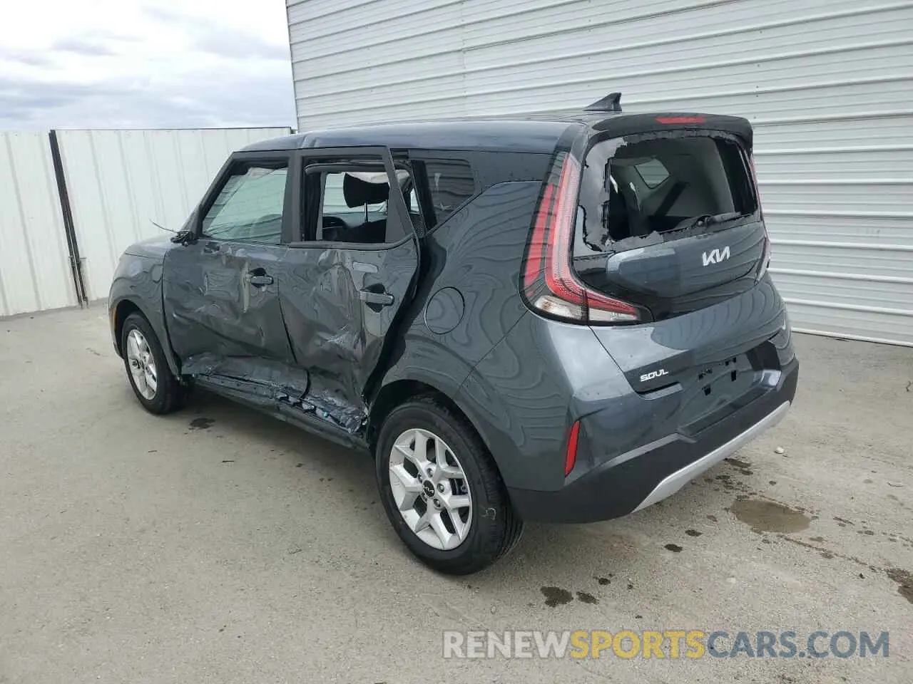2 Фотография поврежденного автомобиля KNDJ23AU7S7260777 KIA SOUL 2025