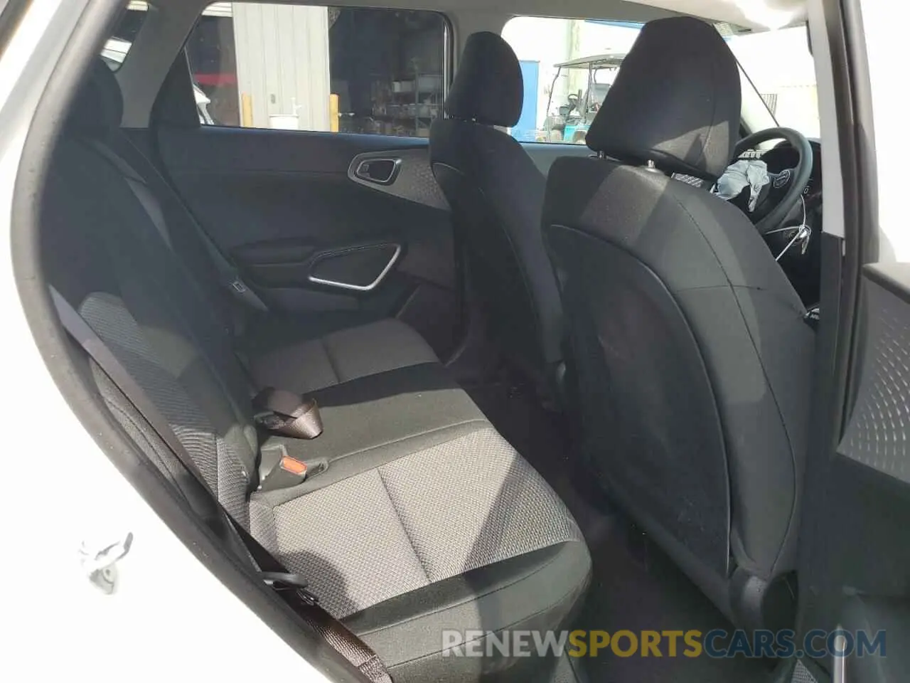 10 Фотография поврежденного автомобиля KNDJ23AU8S7942311 KIA SOUL 2025