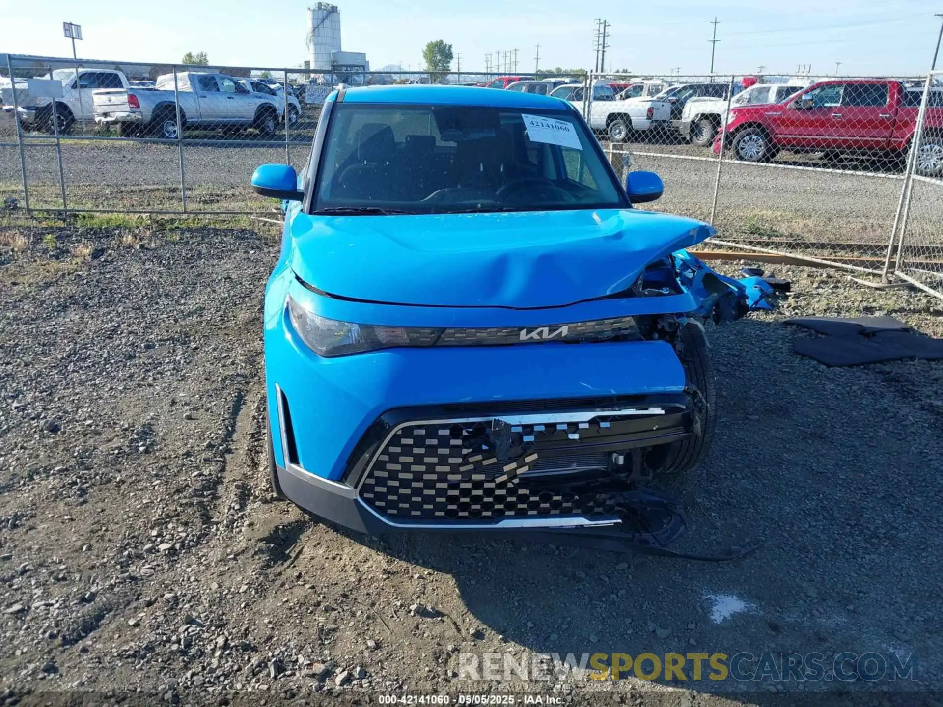 13 Photograph of a damaged car KNDJ33AU3S7259428 KIA SOUL 2025