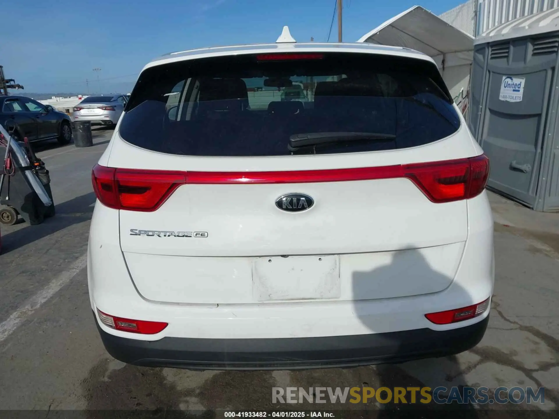 17 Photograph of a damaged car KNDPM3AC0K7535675 KIA SPORTAGE 2019