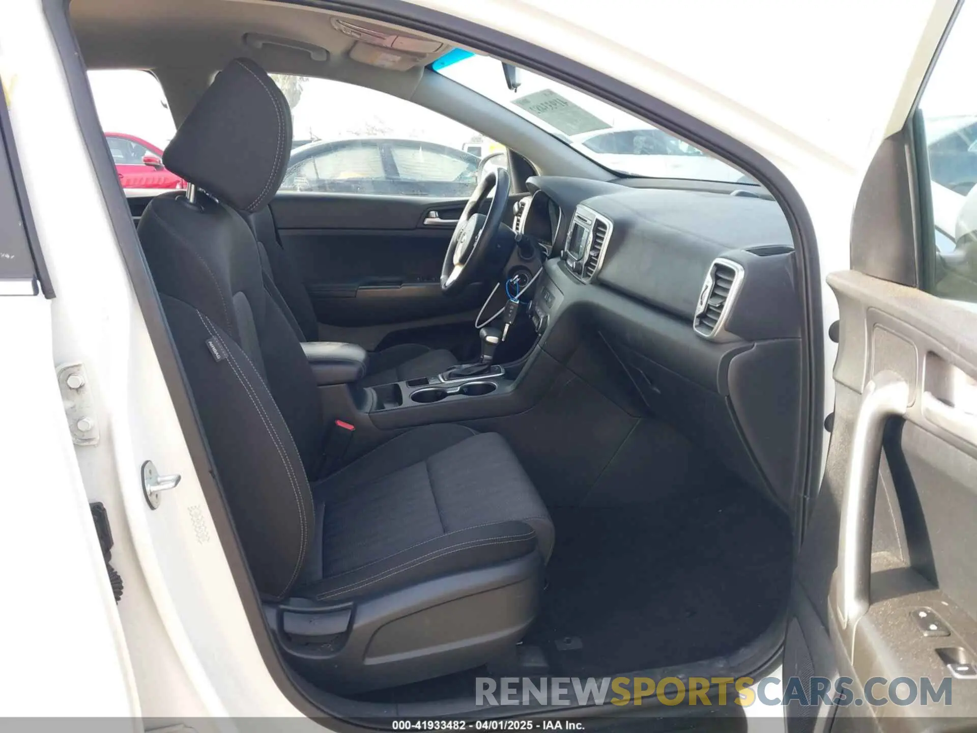 5 Photograph of a damaged car KNDPM3AC0K7535675 KIA SPORTAGE 2019