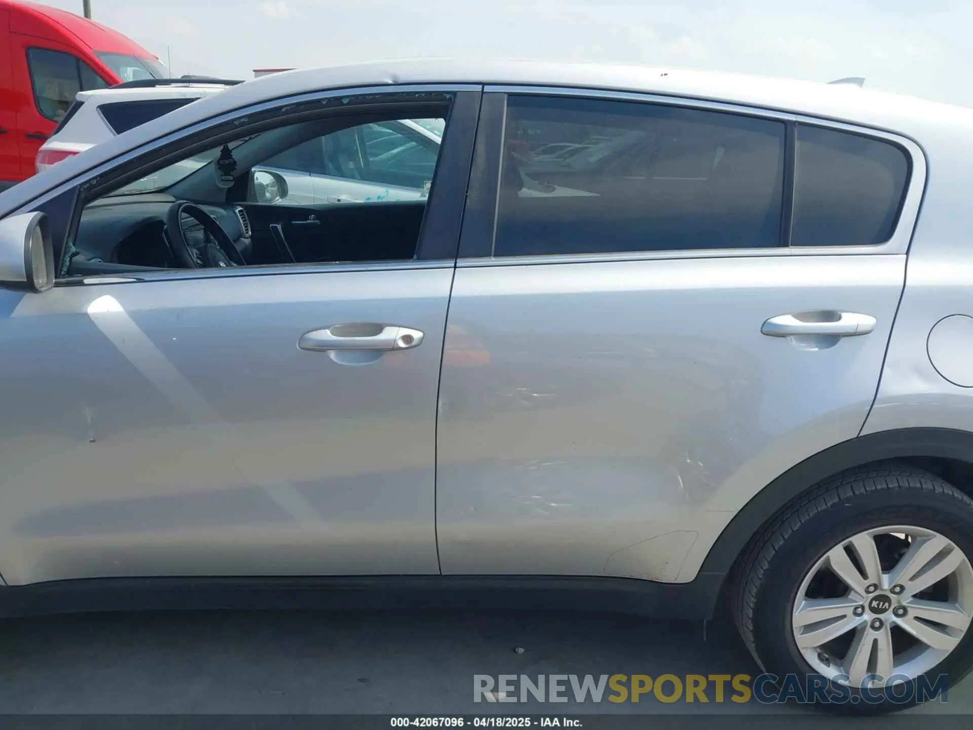 15 Photograph of a damaged car KNDPM3AC1K7508498 KIA SPORTAGE 2019