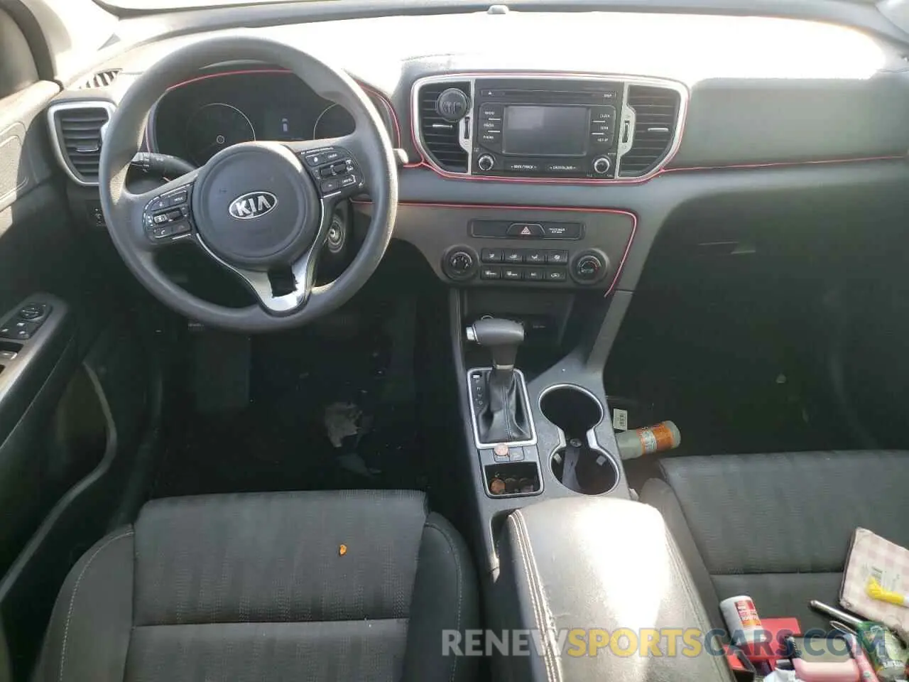 8 Photograph of a damaged car KNDPM3AC2K7508283 KIA SPORTAGE 2019