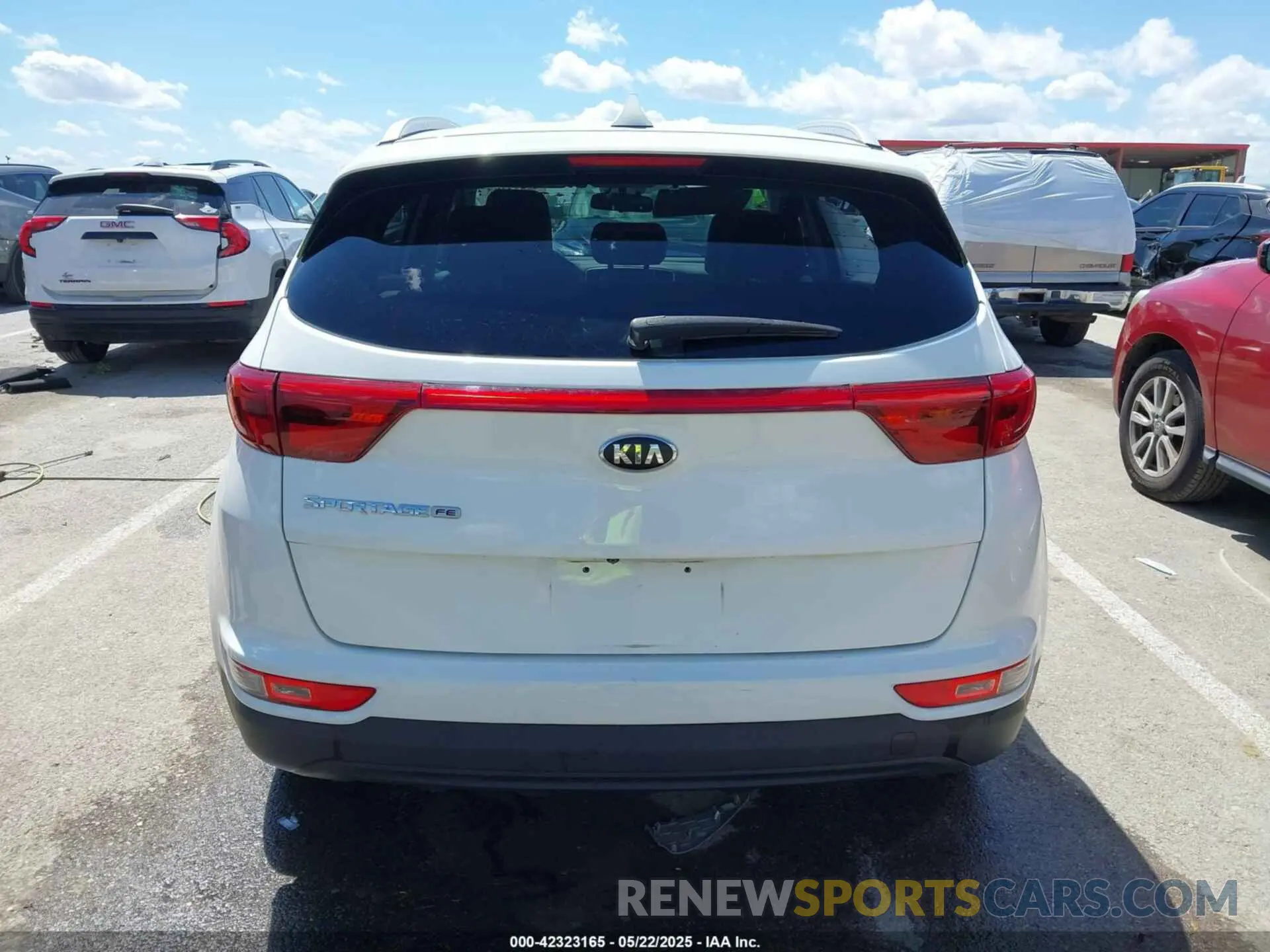 16 Photograph of a damaged car KNDPM3AC2K7607881 KIA SPORTAGE 2019
