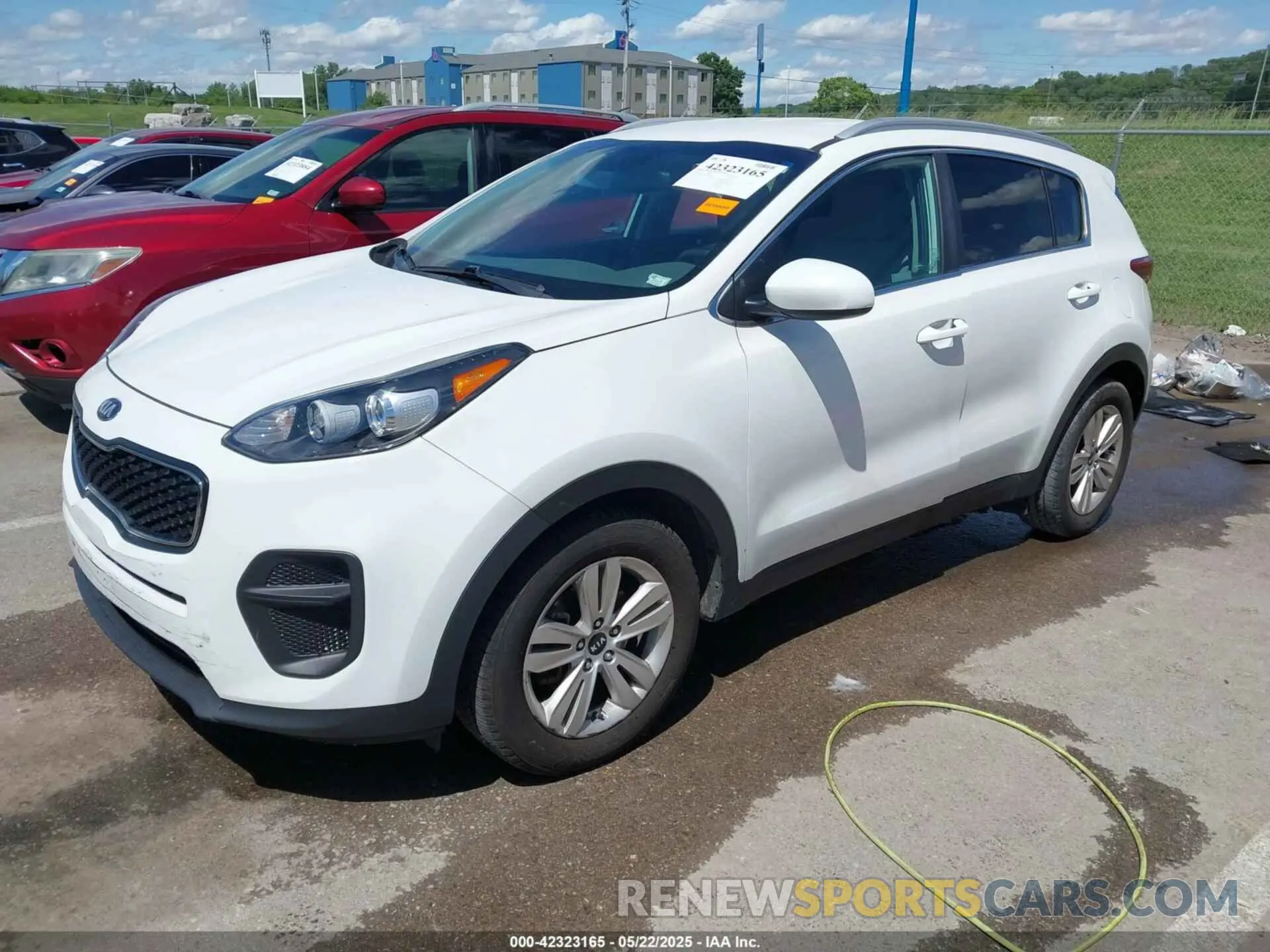 2 Photograph of a damaged car KNDPM3AC2K7607881 KIA SPORTAGE 2019