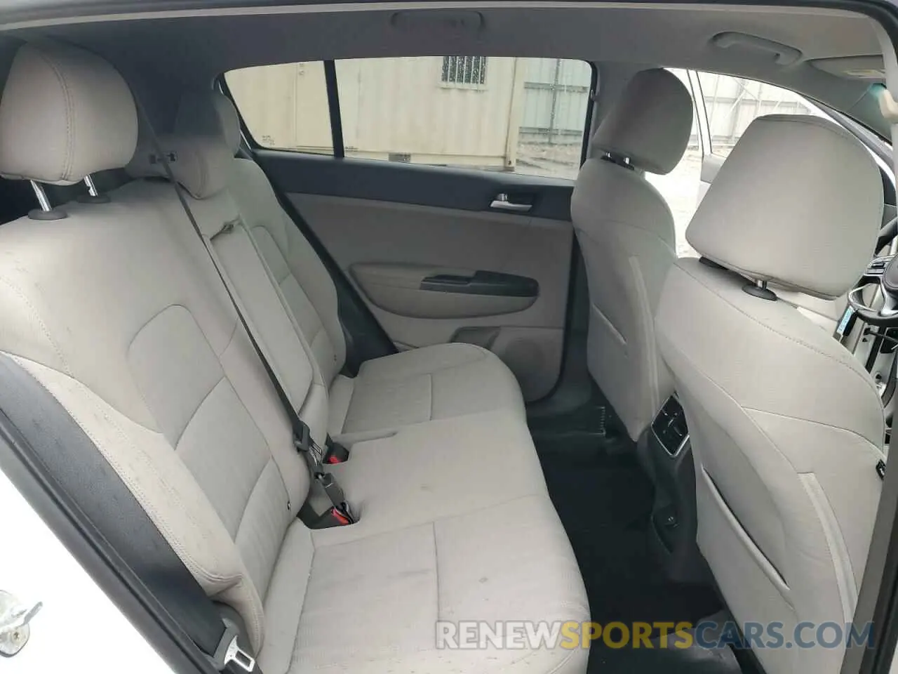 11 Фотография поврежденного автомобиля KNDPM3AC4K7572910 KIA SPORTAGE 2019