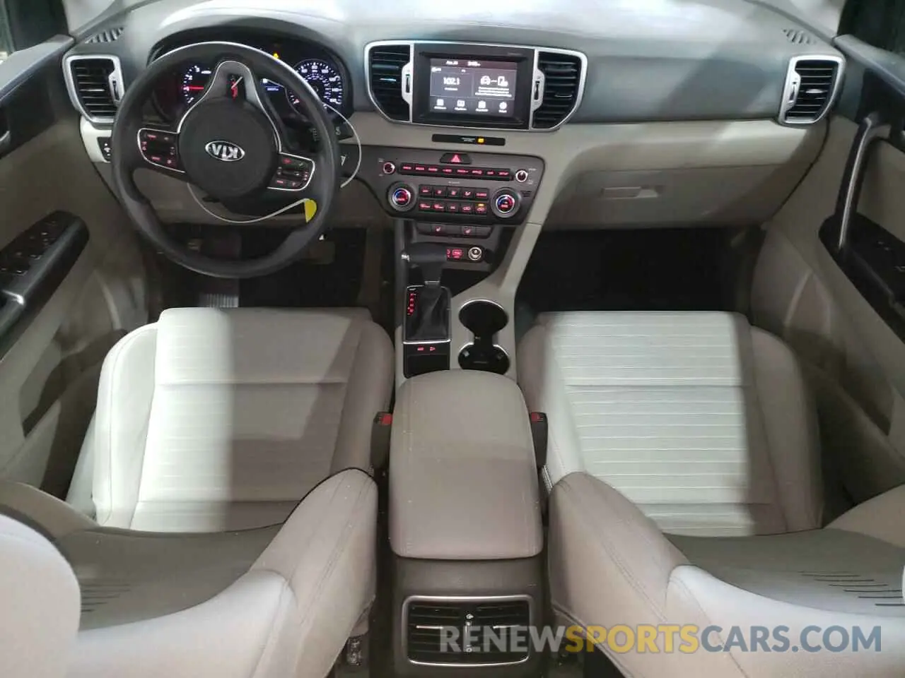 8 Фотография поврежденного автомобиля KNDPM3AC4K7592302 KIA SPORTAGE 2019