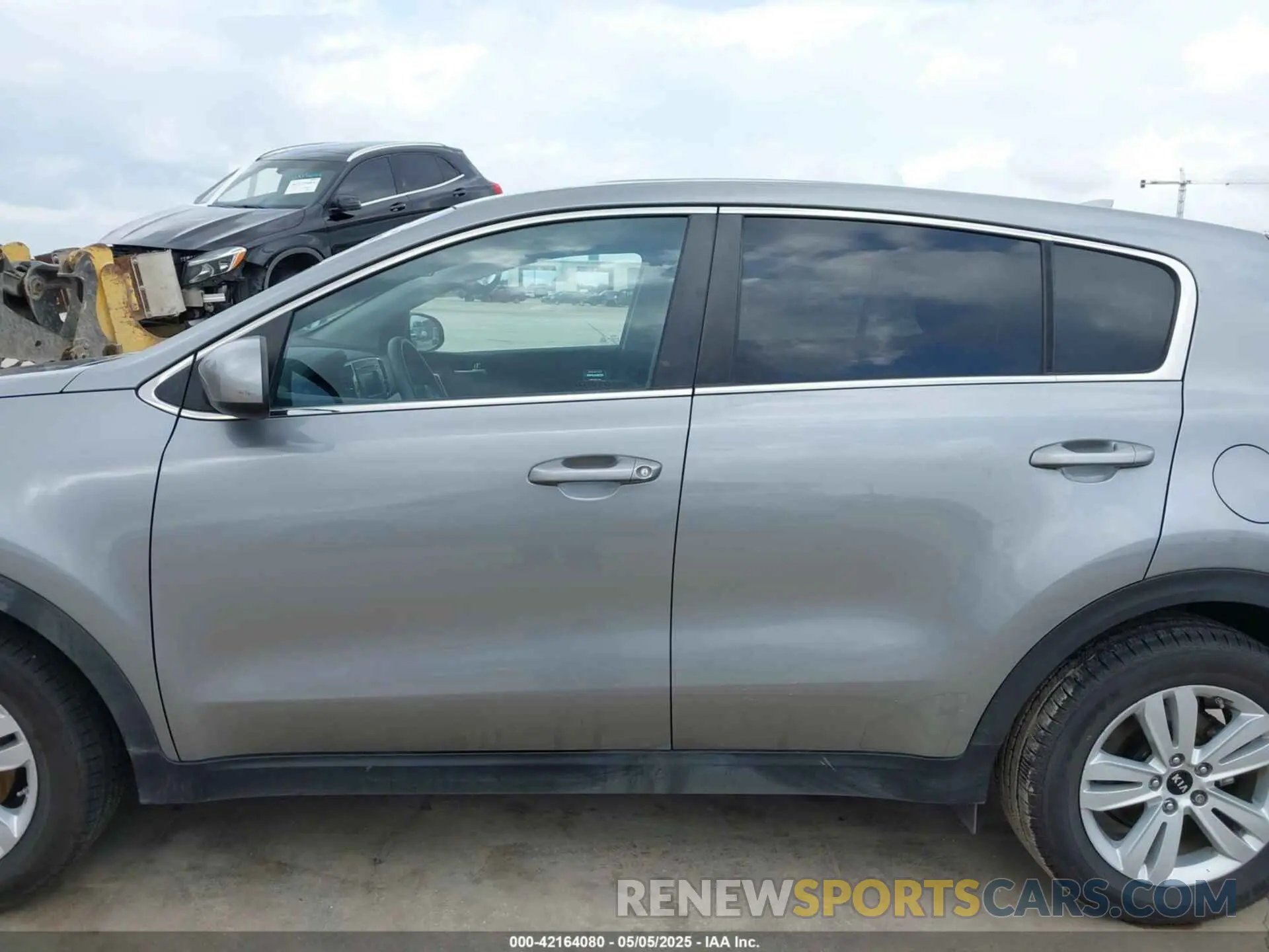 14 Фотография поврежденного автомобиля KNDPM3AC6K7628264 KIA SPORTAGE 2019