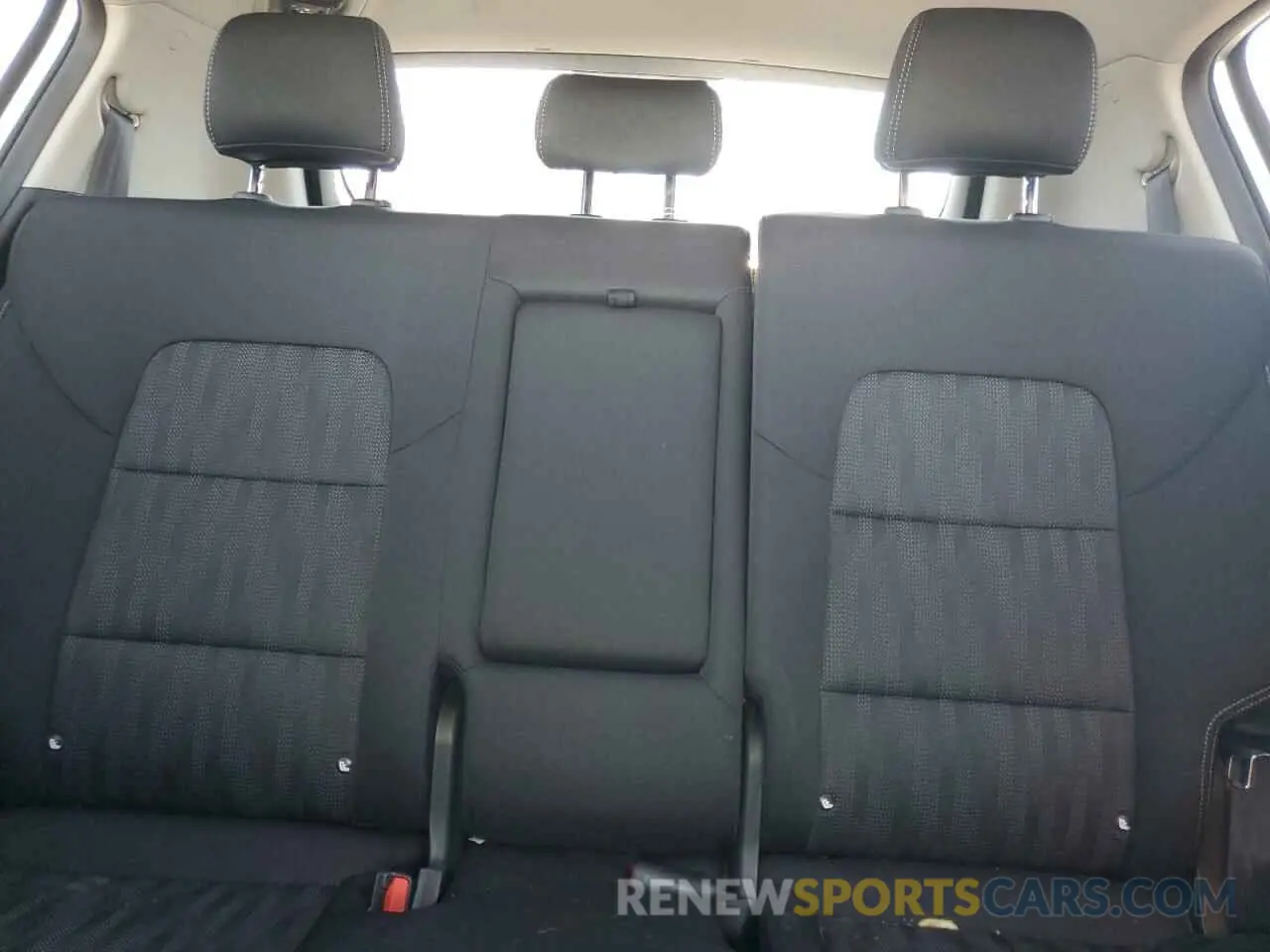 10 Photograph of a damaged car KNDPM3AC7K7558127 KIA SPORTAGE 2019