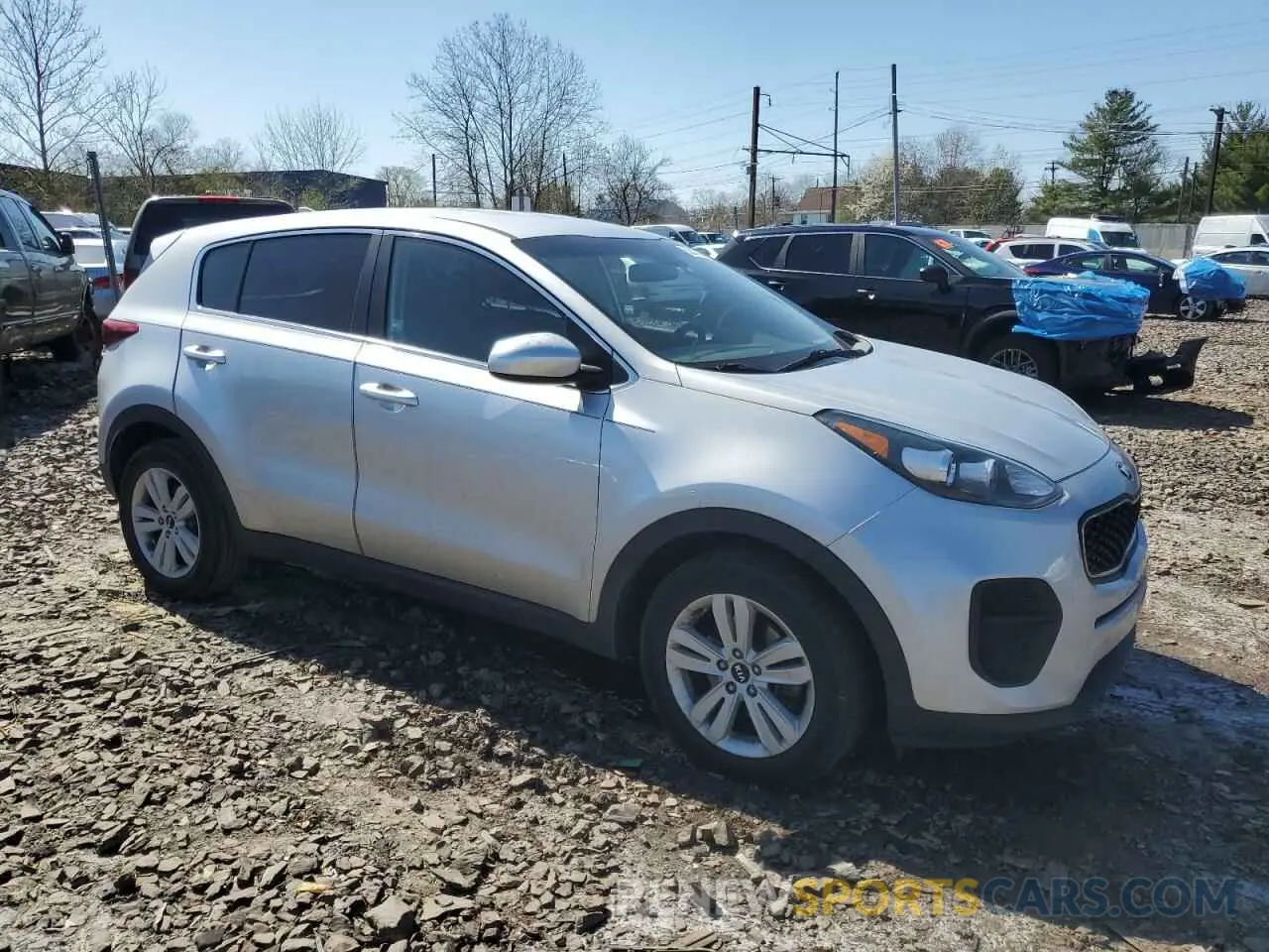 4 Photograph of a damaged car KNDPM3AC7K7558127 KIA SPORTAGE 2019