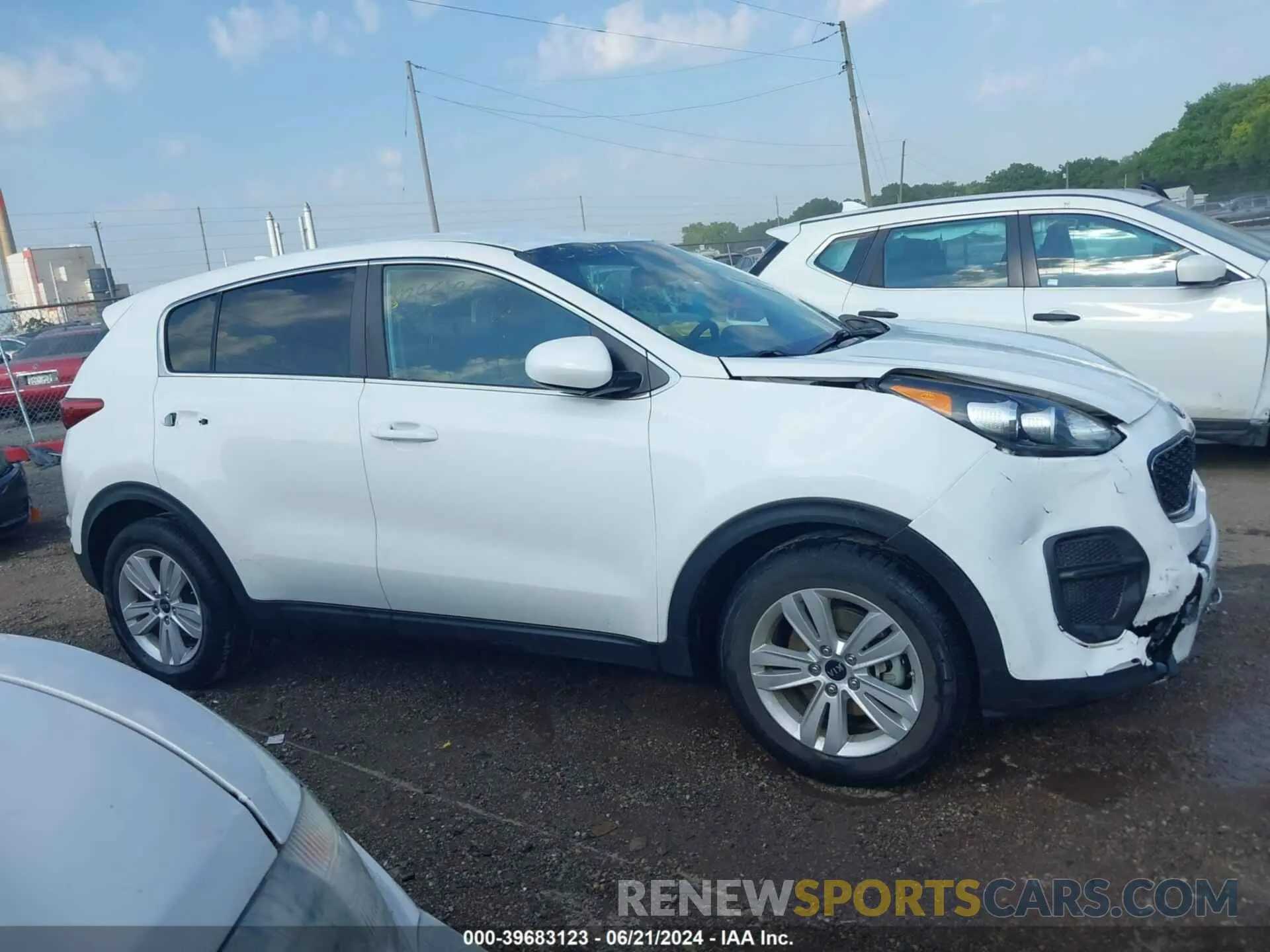 13 Photograph of a damaged car KNDPM3ACXK7496173 KIA SPORTAGE 2019