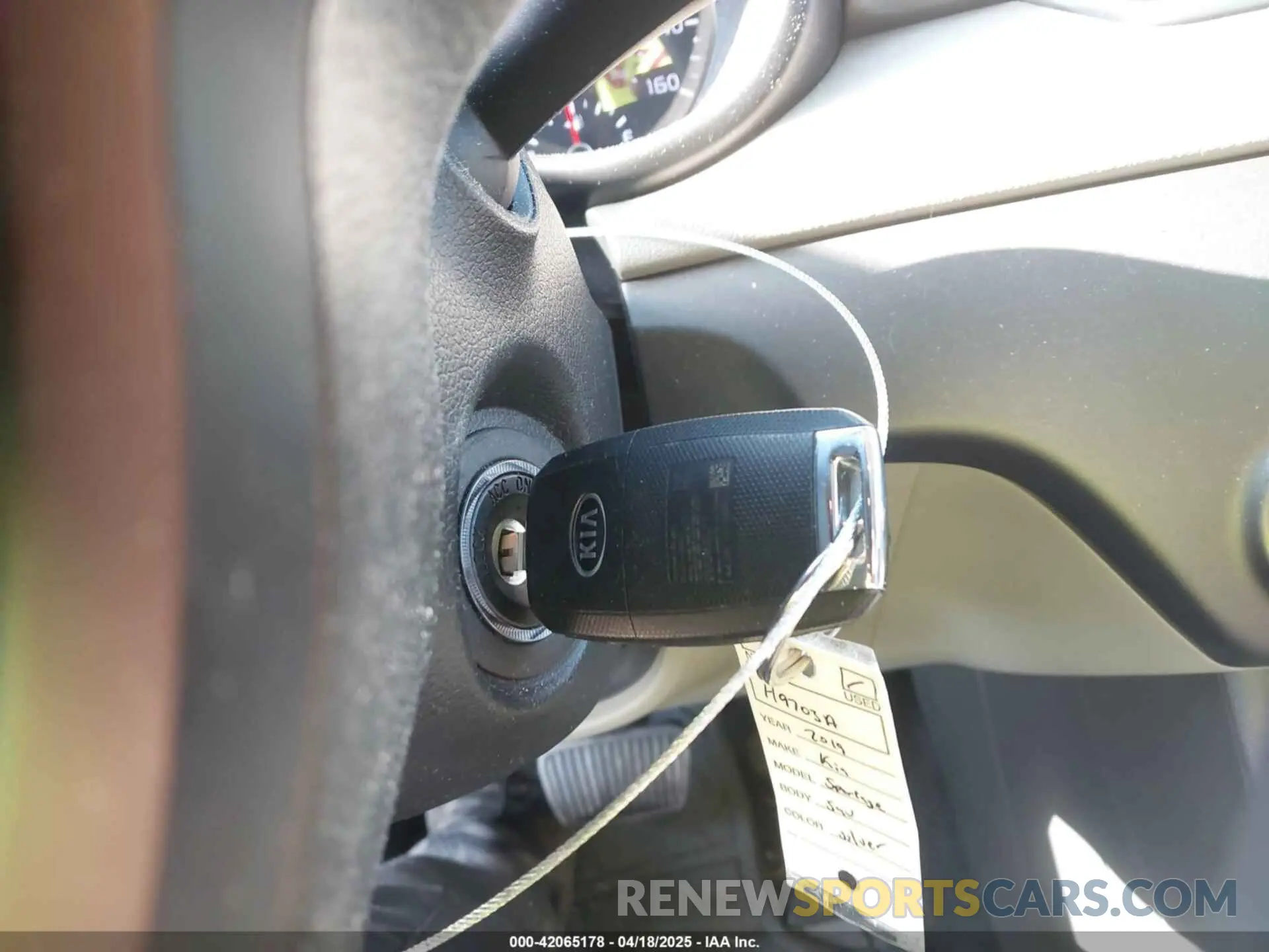 11 Photograph of a damaged car KNDPMCAC0K7602341 KIA SPORTAGE 2019