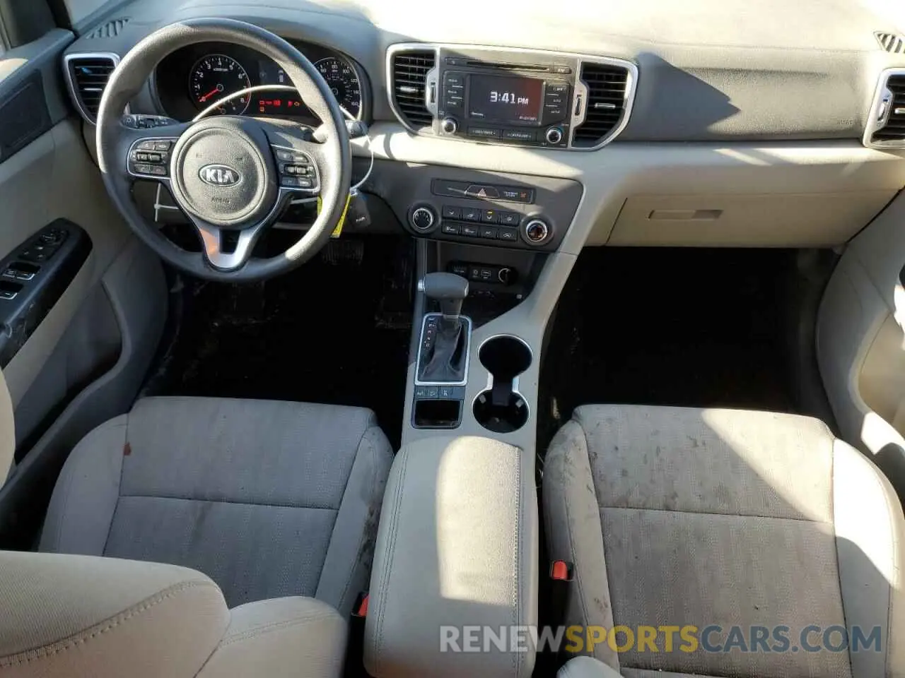 8 Фотография поврежденного автомобиля KNDPMCAC1K7564599 KIA SPORTAGE 2019
