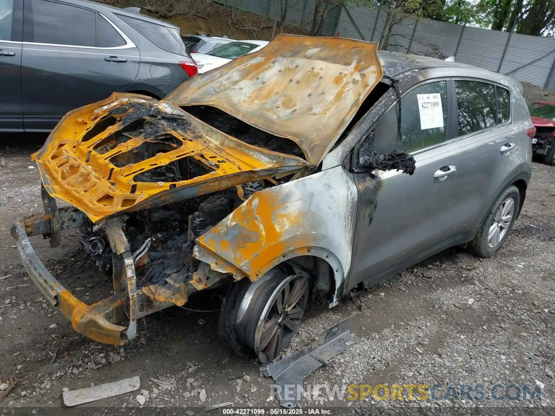2 Фотография поврежденного автомобиля KNDPMCAC3K7609994 KIA SPORTAGE 2019