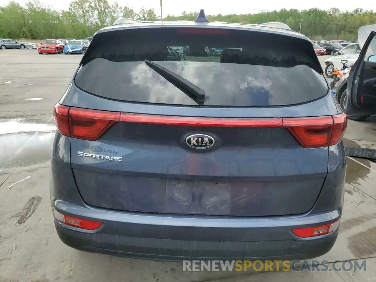 6 Photograph of a damaged car KNDPMCAC4K7605632 KIA SPORTAGE 2019