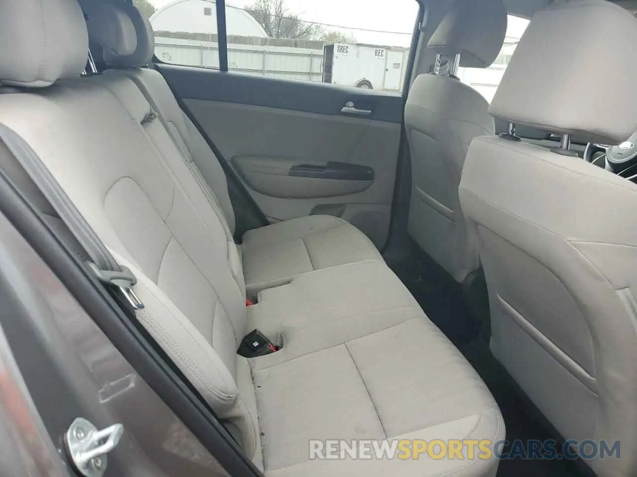 11 Фотография поврежденного автомобиля KNDPMCAC5K7553086 KIA SPORTAGE 2019