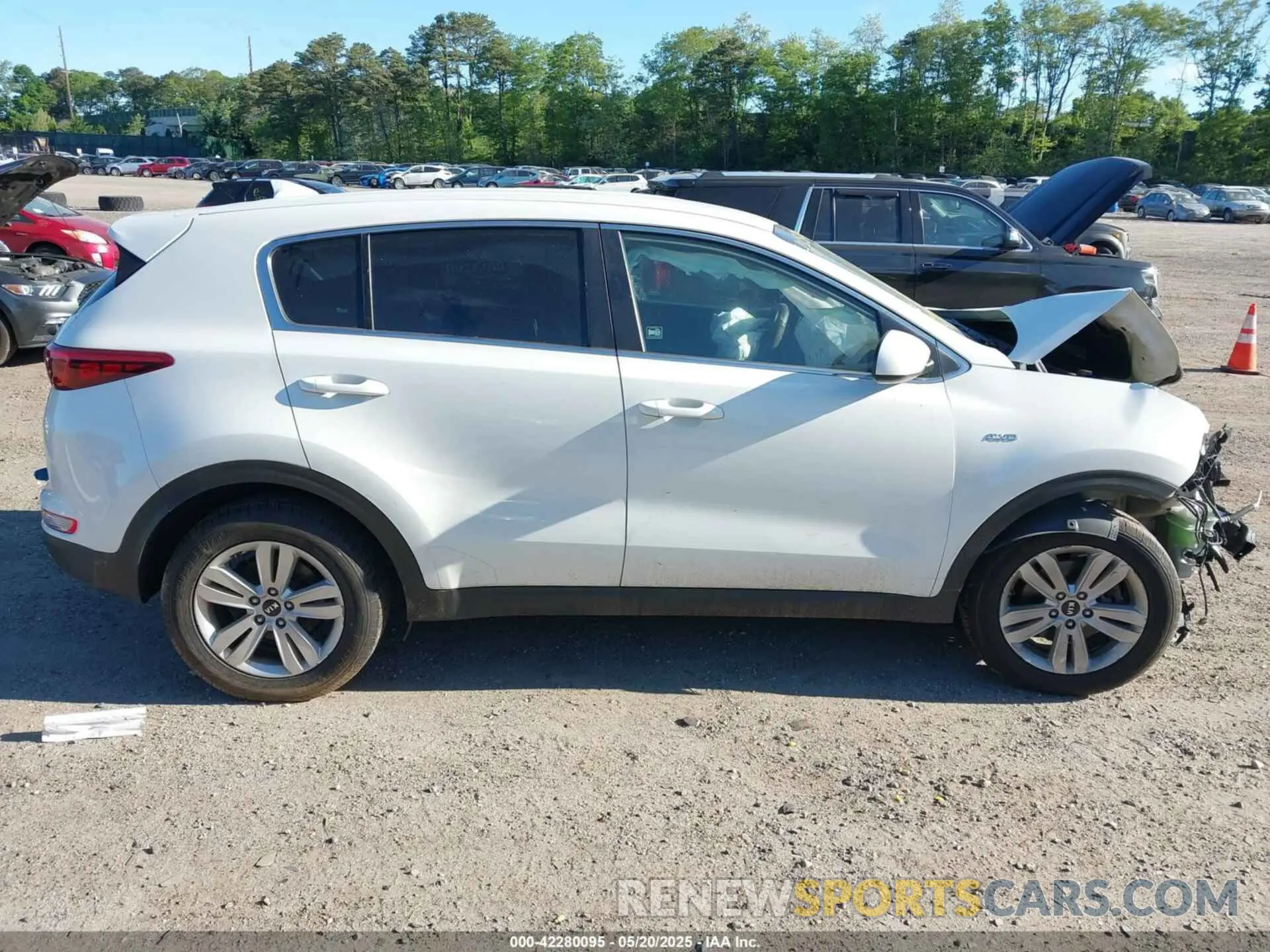 13 Фотография поврежденного автомобиля KNDPMCAC5K7608992 KIA SPORTAGE 2019