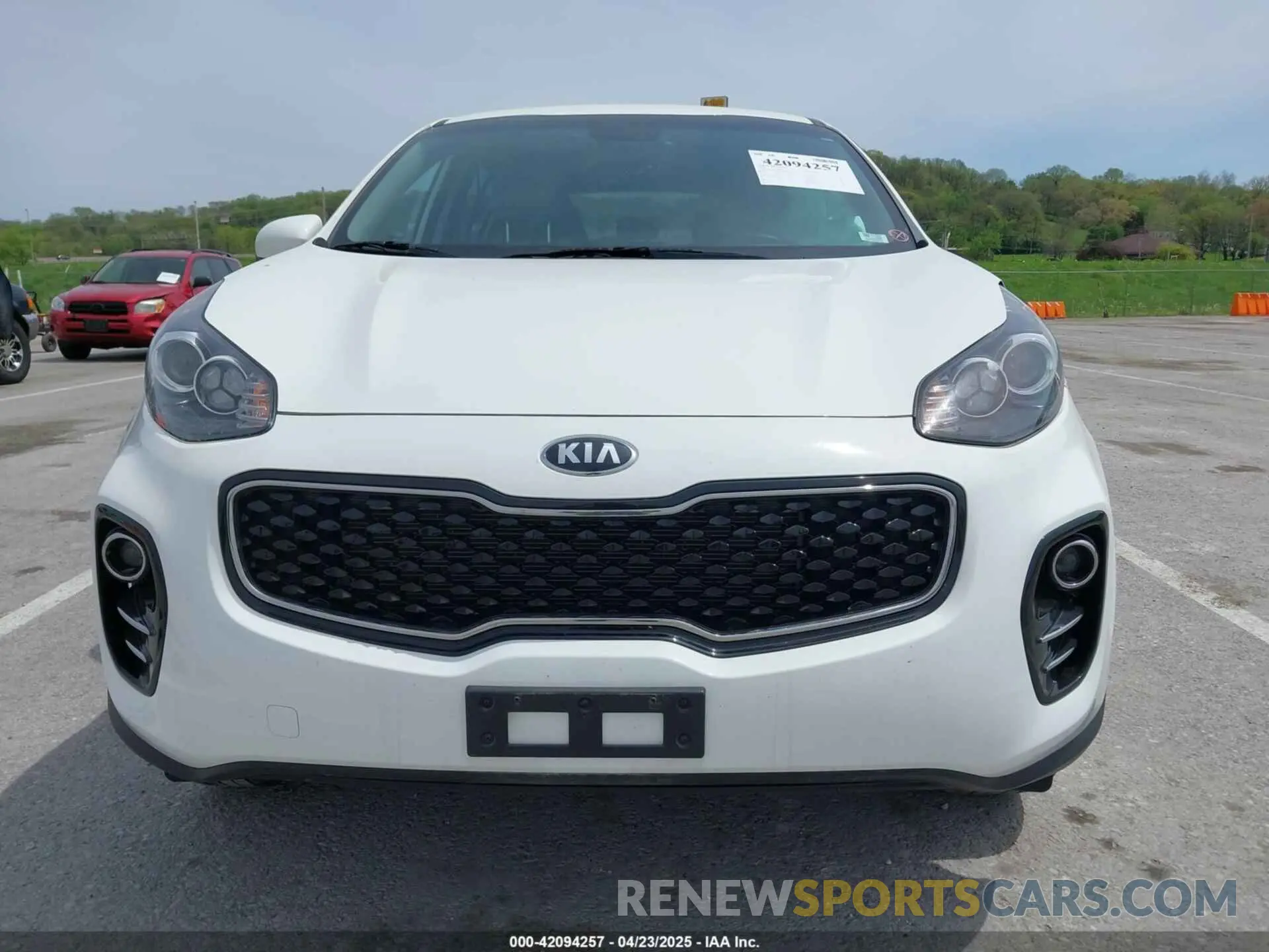 12 Photograph of a damaged car KNDPMCAC9K7608753 KIA SPORTAGE 2019