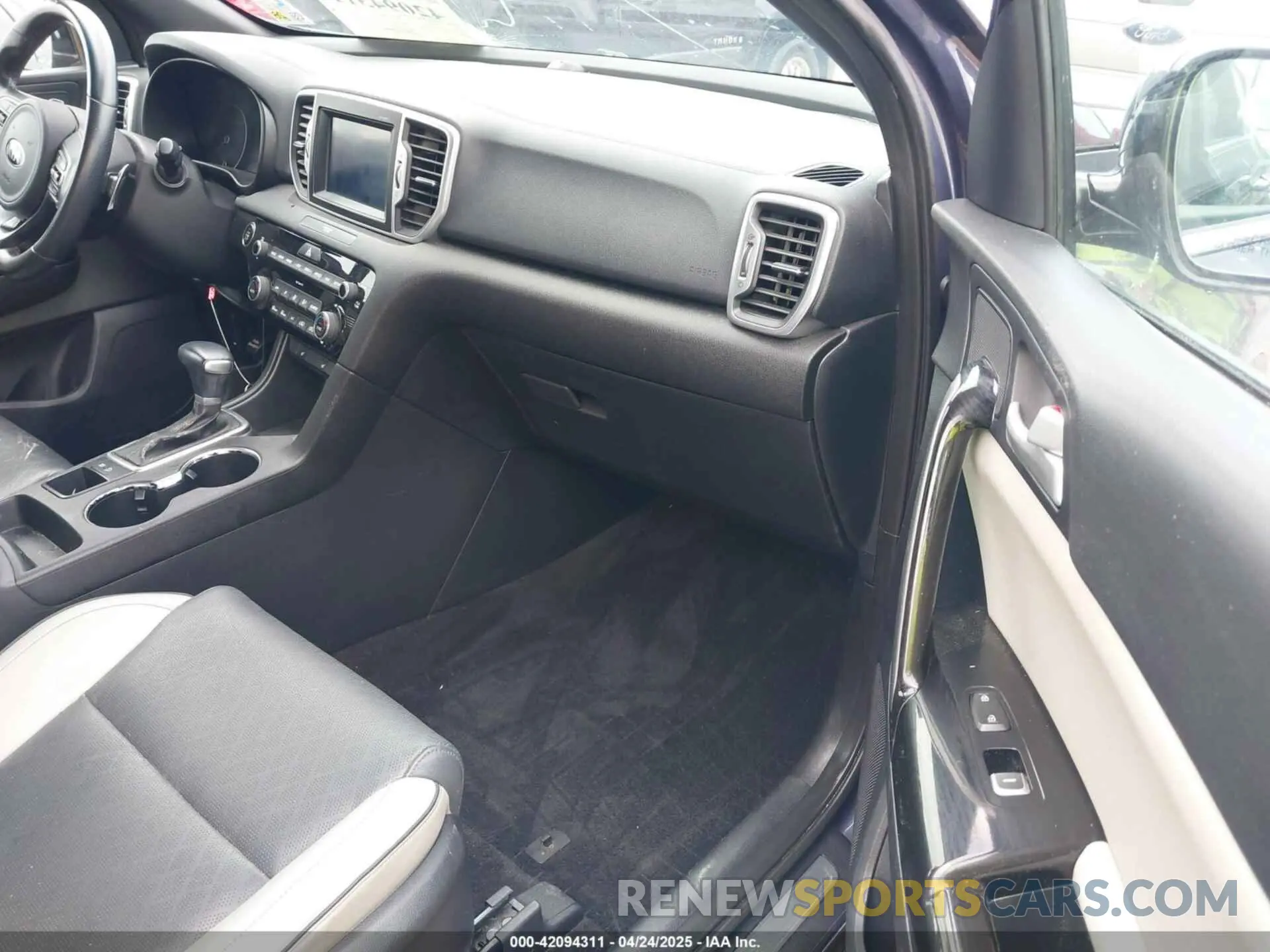 5 Фотография поврежденного автомобиля KNDPN3AC3K7569882 KIA SPORTAGE 2019