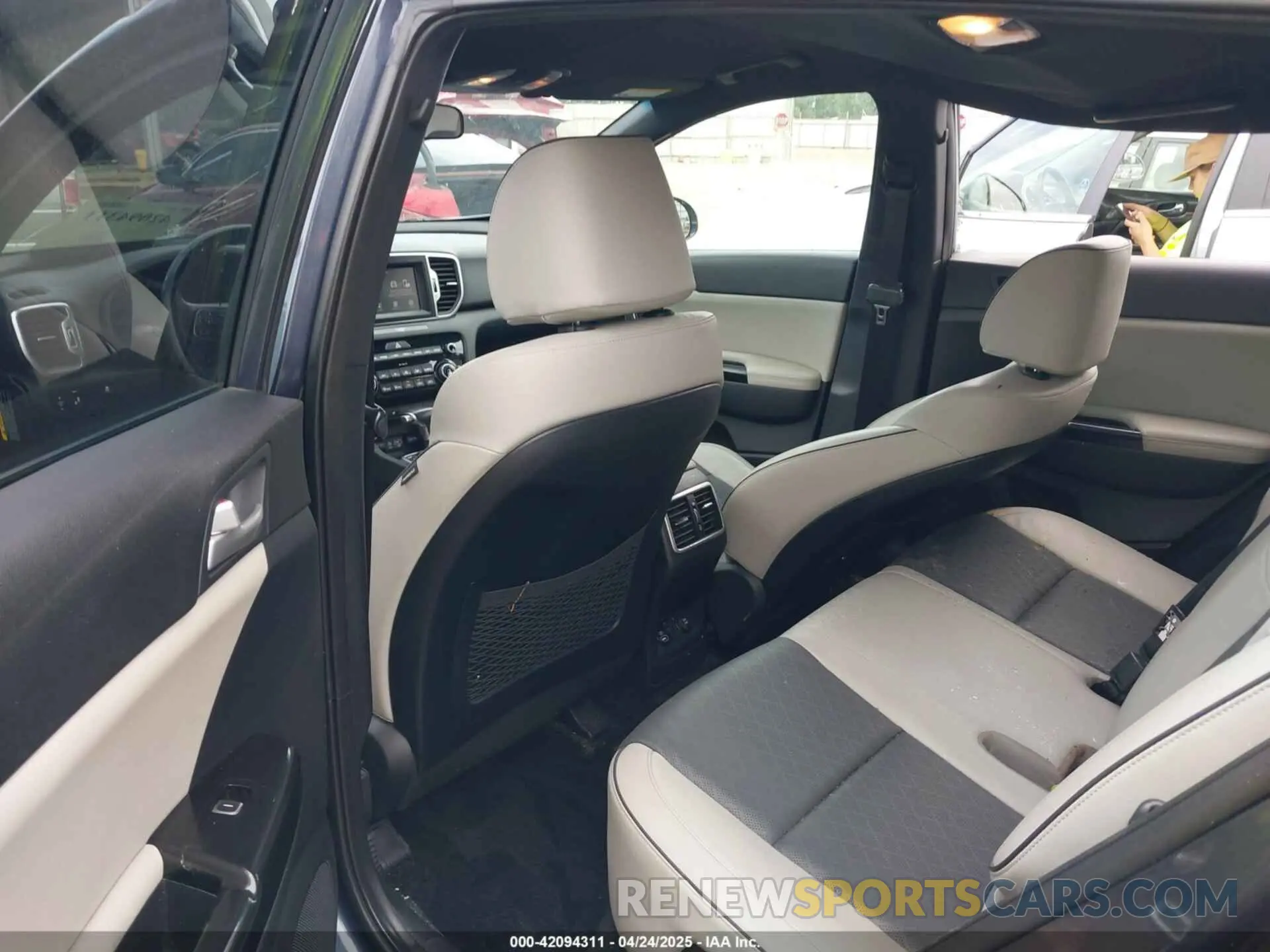8 Фотография поврежденного автомобиля KNDPN3AC3K7569882 KIA SPORTAGE 2019