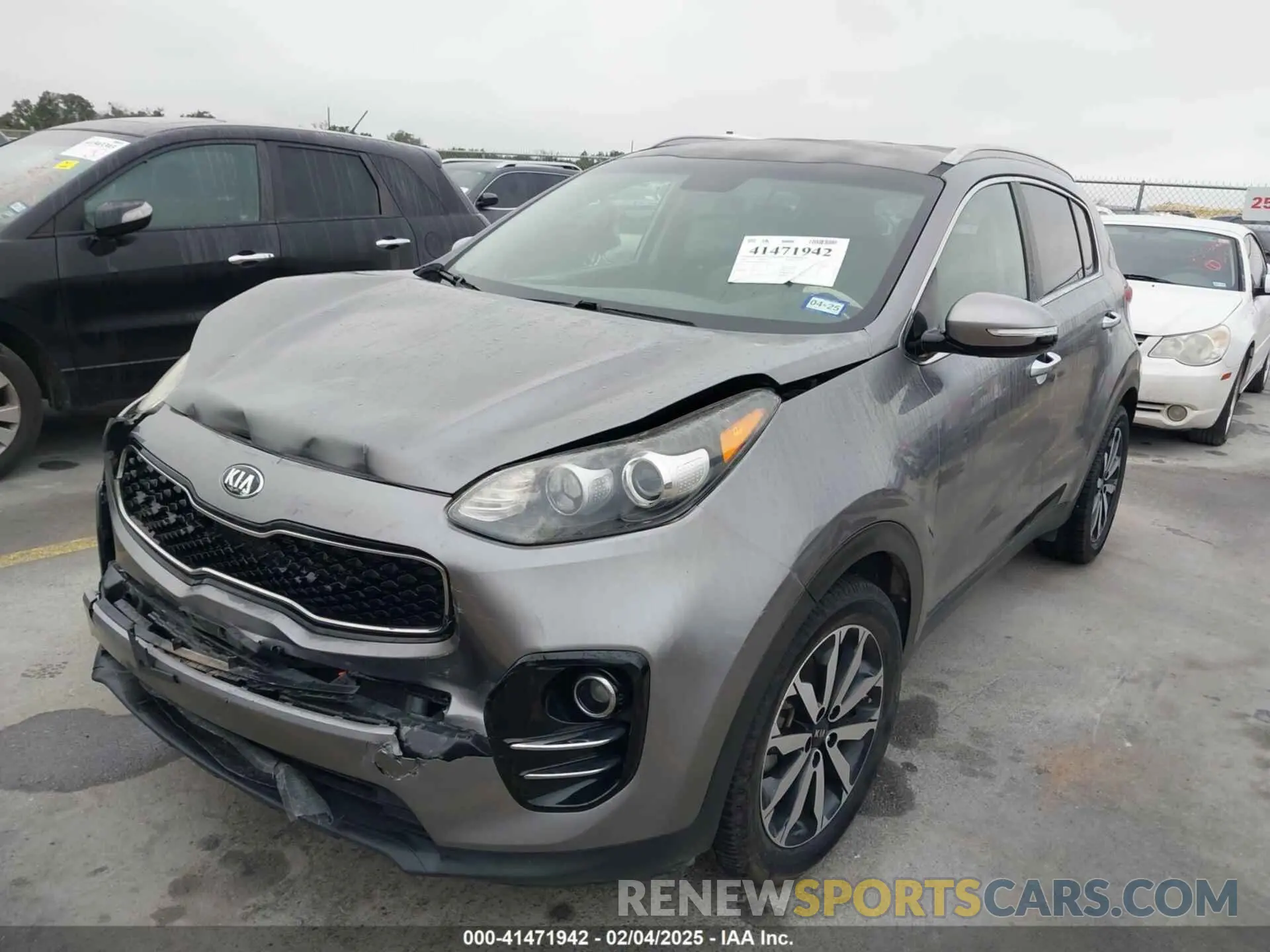 2 Photograph of a damaged car KNDPN3AC4K7536972 KIA SPORTAGE 2019