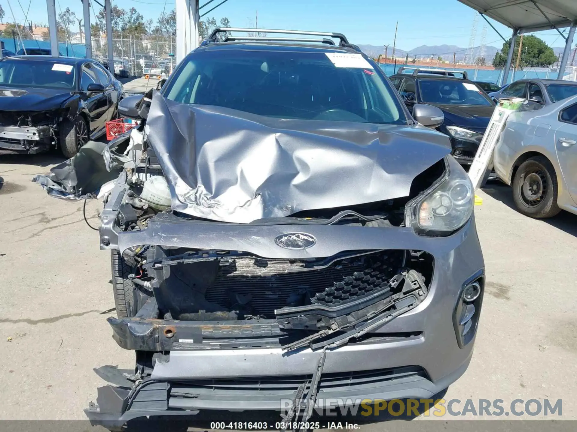 11 Photograph of a damaged car KNDPN3AC9K7560393 KIA SPORTAGE 2019