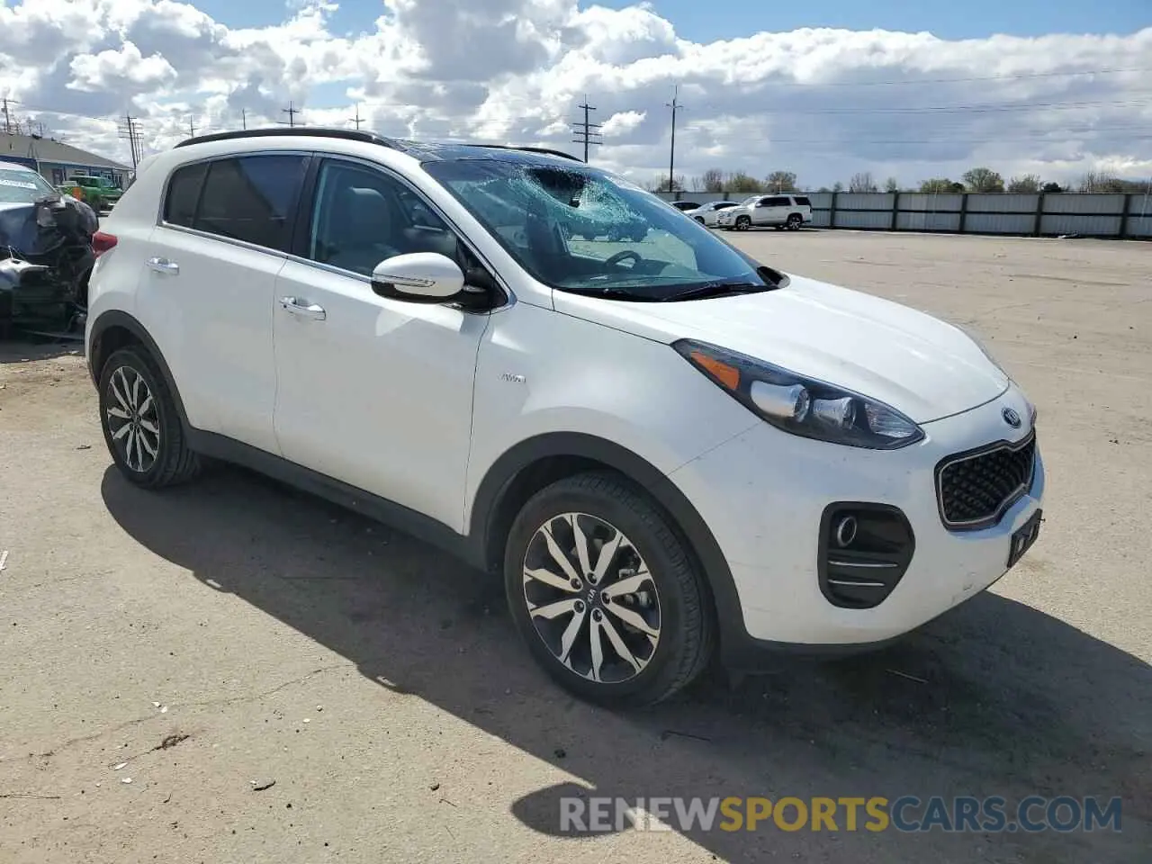 4 Photograph of a damaged car KNDPNCAC0K7532501 KIA SPORTAGE 2019