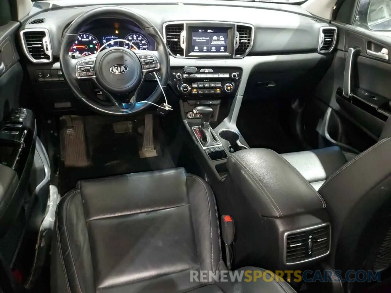 8 Photograph of a damaged car KNDPNCAC5K7500529 KIA SPORTAGE 2019